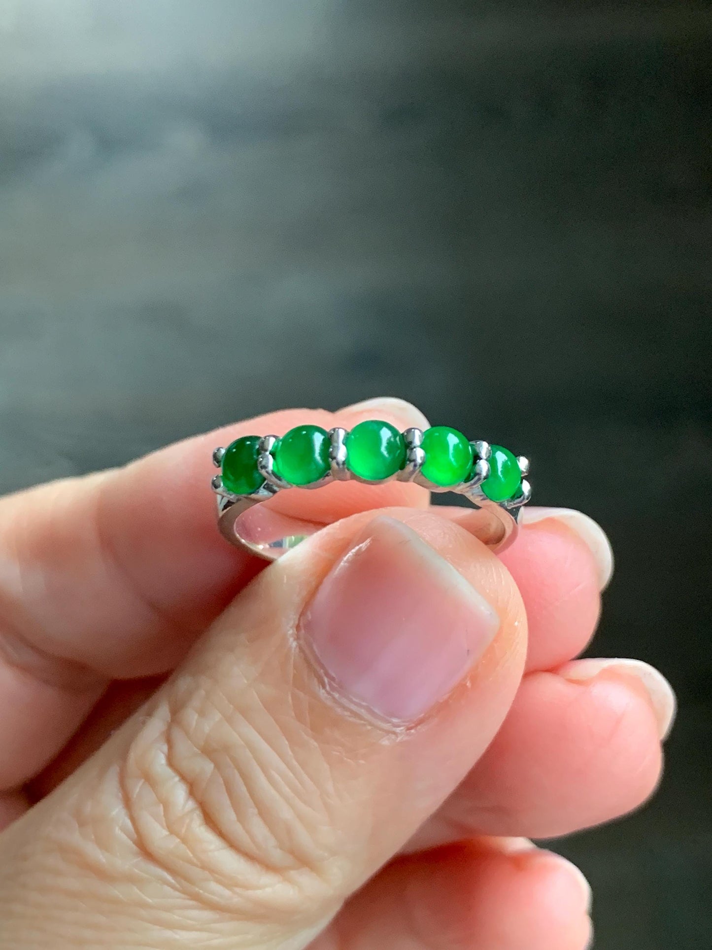 Certified Natural Guatemalan Premium Icy Translucent Vibrant Green 5-Stone Jadeite Band Ring Size 7.25 Sterling Silver 天然老种冰危绿翡翠镶嵌排戒 3037
