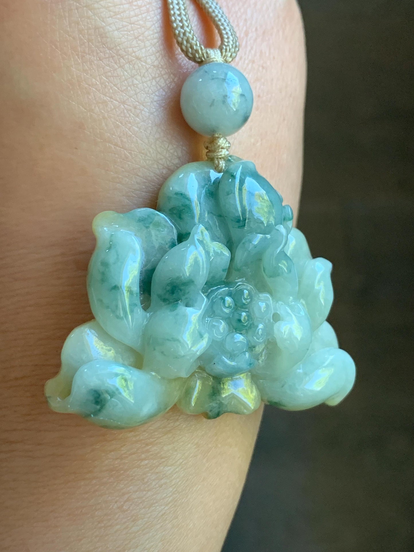Natural Burmese Translucent Yellow & Green Marbling Tricolored Jadeite Carved Lotus Flower Rope Necklace Adjustable 29” 30g 天然缅甸糯种三彩翡翠莲花吊坠项链