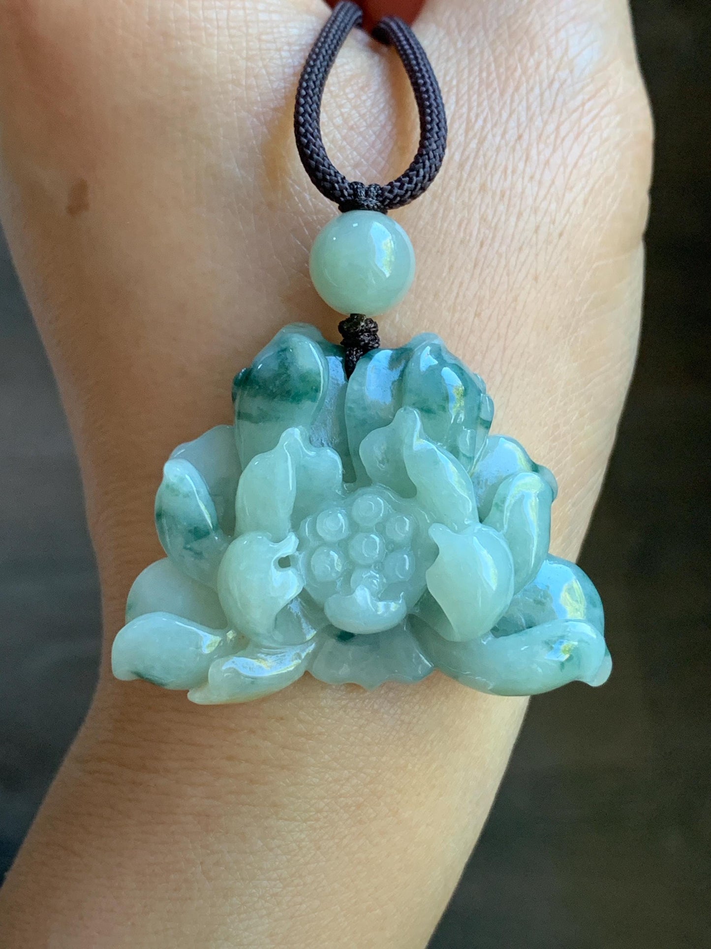 Natural Burmese Translucent Yellow & Green Marbling Tricolored Jadeite Carved Lotus Flower Rope Necklace Adjustable 30” 25g 天然缅甸糯种三彩翡翠莲花吊坠项链