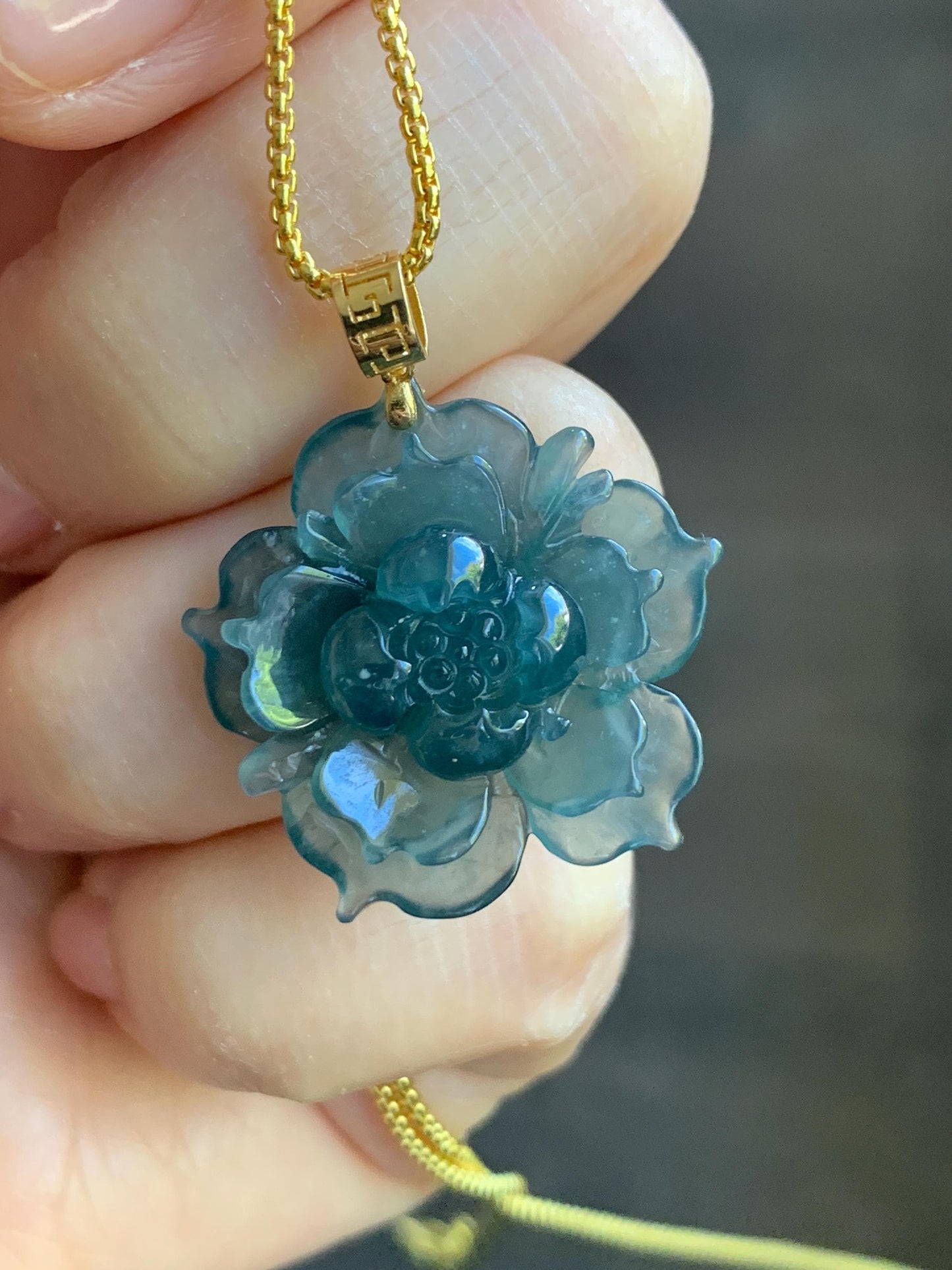 Natural Guatemalan Icy Highly Translucent Dark Teal Blue Jadeite Lotus Flower Pendant 18K Yellow Gold 5g 天然冰胶危起光深蓝翡翠莲花镶嵌吊坠