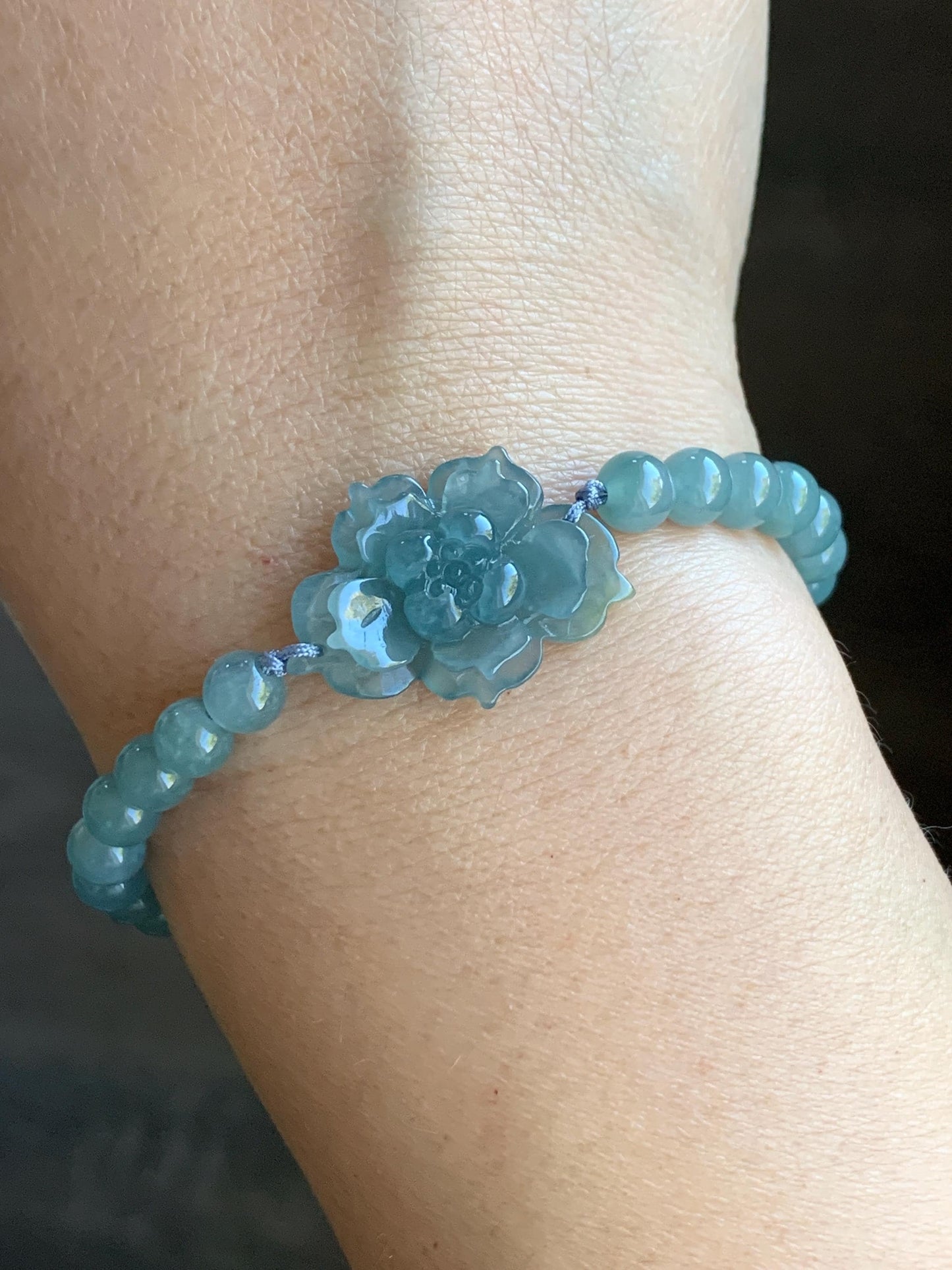 Certified Natural Burmese Icy Translucent Gelatinous Teal Blue Yellow Marbled Jadeite Lotus Flower Beaded Bracelet 7” 12g 天然冰危蓝翡翠莲花圆珠手串