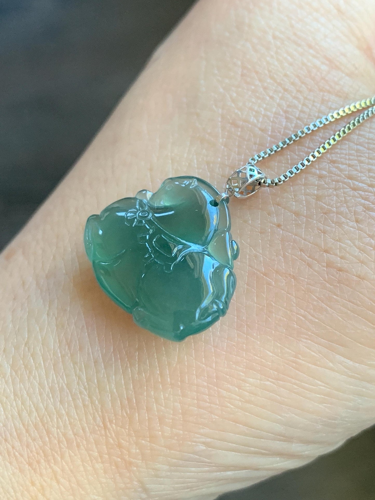 Natural Guatemalan Icy Translucent Gelatinous Teal Green Jadeite Baby Tang Horse Pendant 18K White Gold 3g 天然冰胶危蓝绿翡翠小唐马镶嵌吊坠 XDW72C