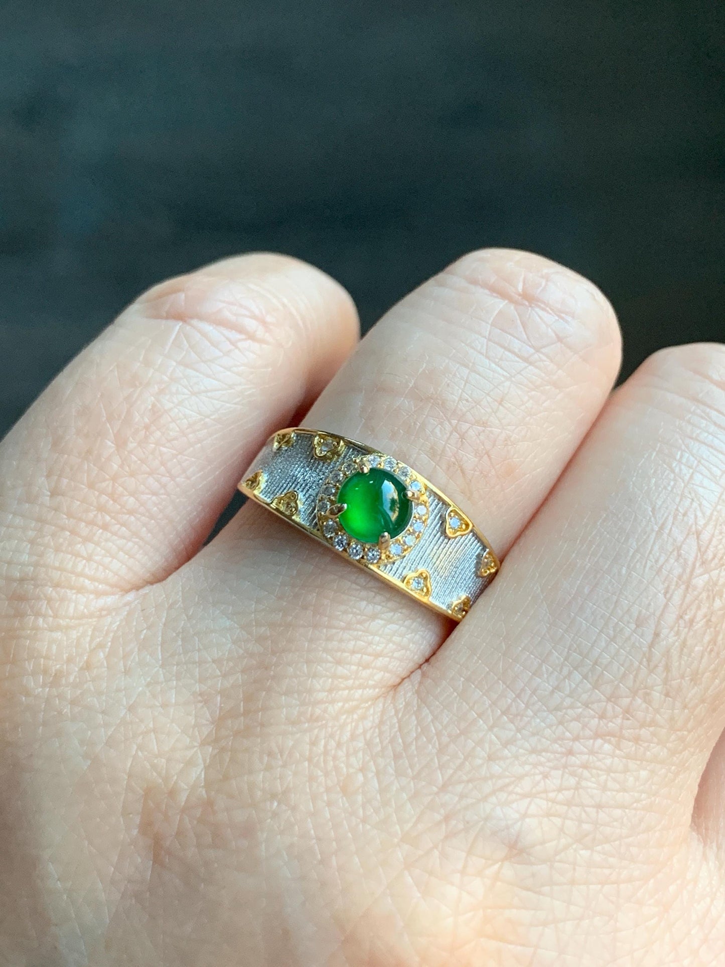 Natural Guatemalan Icy Translucent Vibrant Green Round Jadeite Band Style Ring S925 Sterling Silver Size 7 Adjustable 天然冰危绿翡翠银镶戒指 MLR120