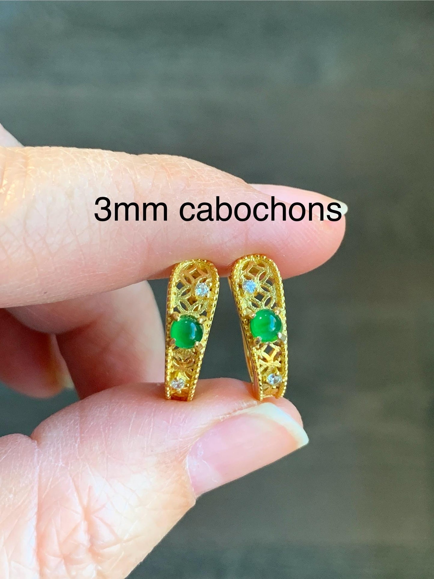 Natural Guatemalan Icy Translucent Vibrant Green Jadeite Hoop Huggie Earrings S925 Sterling Silver Yellow Gold Finish 天然冰危绿翡翠银镶耳包 WLB1028