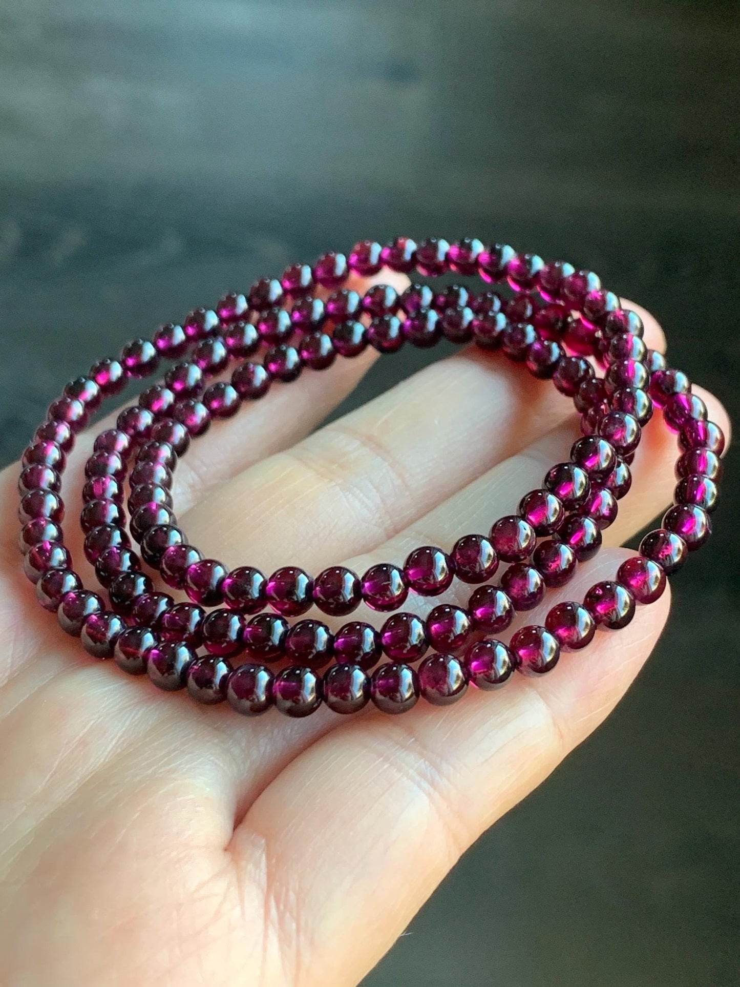 Natural Icy Highly Translucent Deep Raspberry Purple Rhodolite Garnet Beads Triple Layered Beaded Bracelets 4.5mm 24g 天然冰透起光紫牙乌石榴石手串