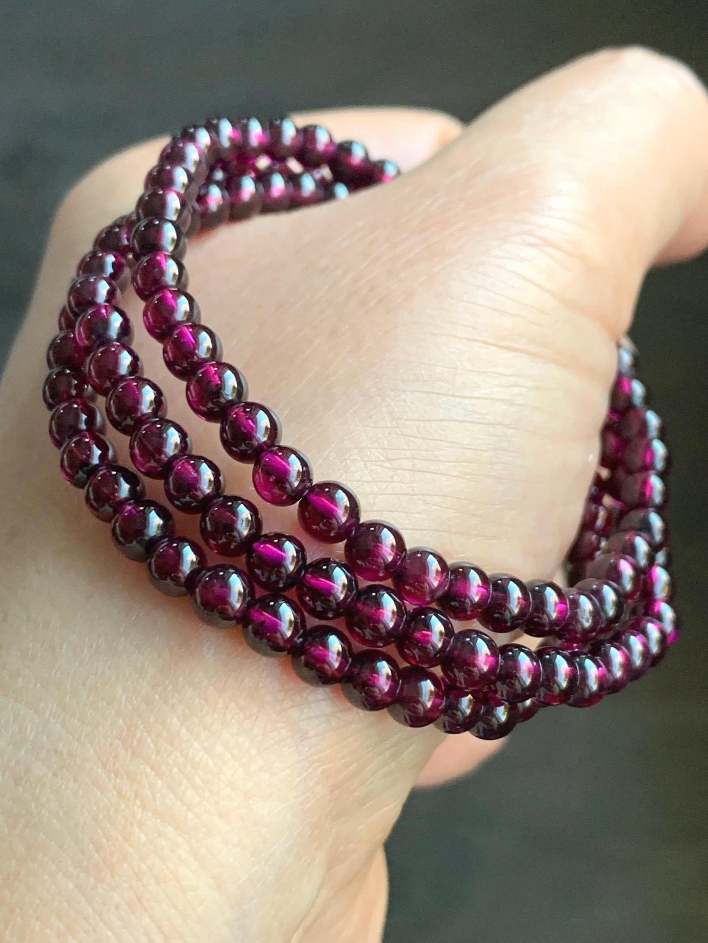 Natural Icy Highly Translucent Deep Raspberry Purple Rhodolite Garnet Beads Triple Layered Beaded Bracelets 4.5mm 24g 天然冰透起光紫牙乌石榴石手串