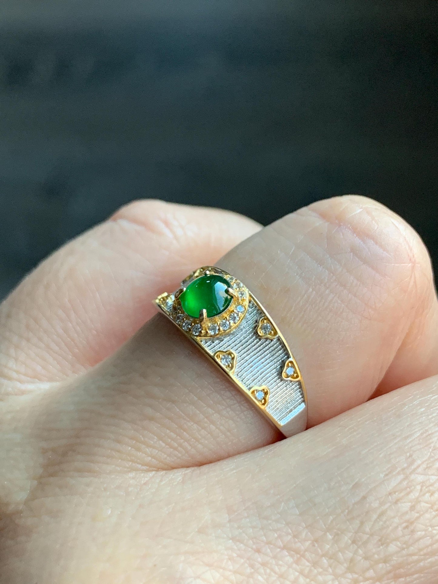 Natural Guatemalan Icy Translucent Vibrant Green Round Jadeite Band Style Ring S925 Sterling Silver Size 7 Adjustable 天然冰危绿翡翠银镶戒指 MLR120