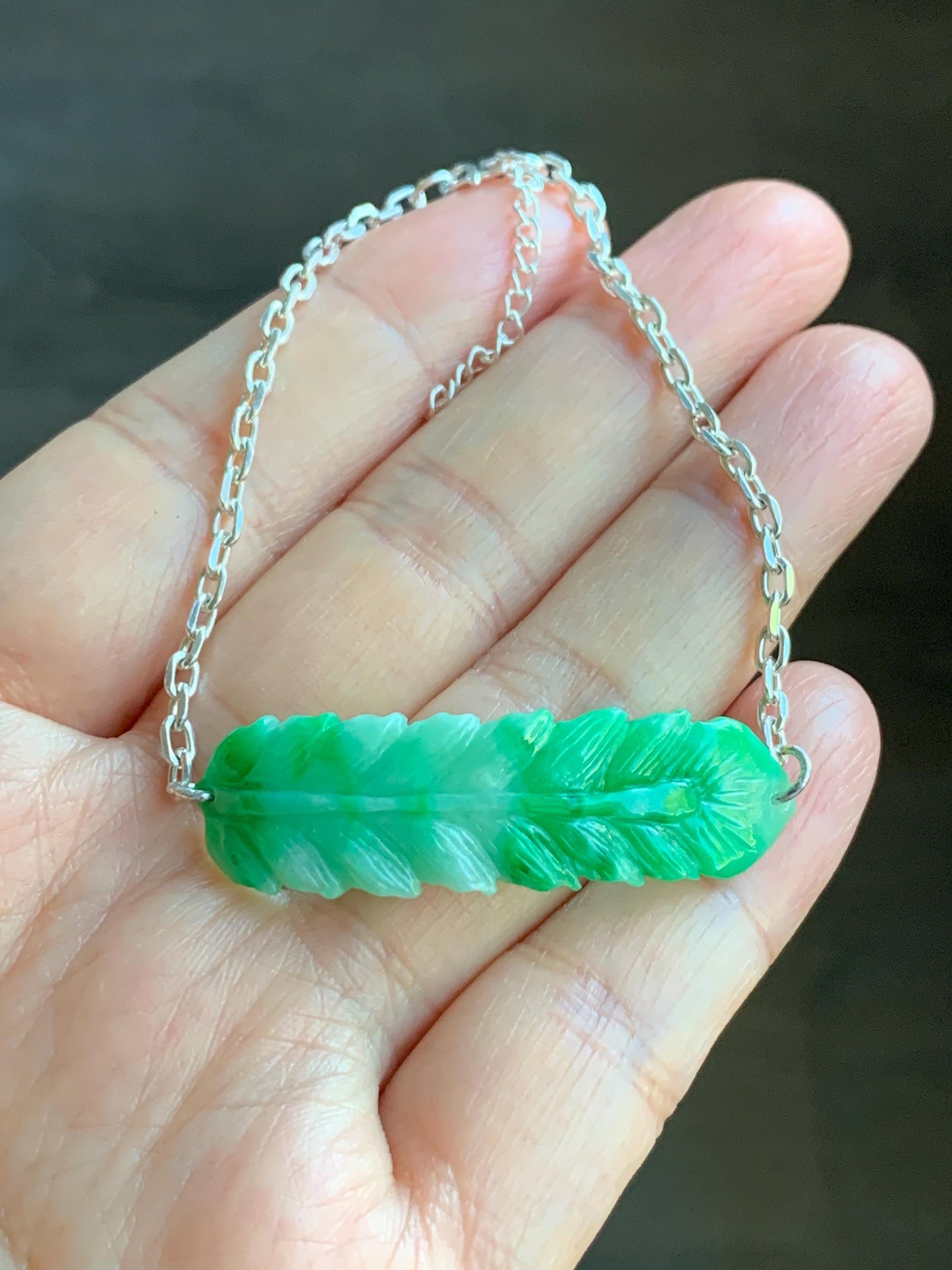 Natural Burmese Translucent Vibrant Green Marbled Jadeite Carved Feather Chain Bracelet 999 Sterling Silver 6.75”-7.75” 5g 天然缅甸辣绿飘花翡翠羽毛足银手链