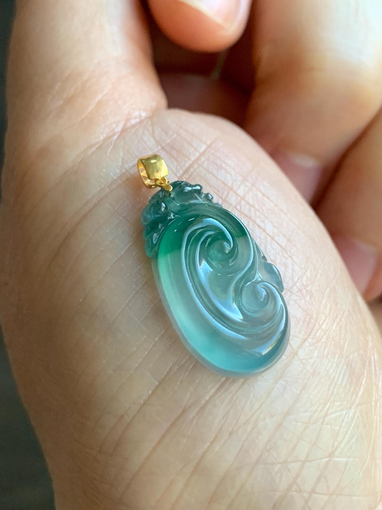 Natural Guatemalan Icy Highly Translucent Light Teal Blue & Green Marbled Jadeite Ruyi Pendant 18K Yellow Gold 天然老种冰危浅蓝飘绿起光翡翠如意镶嵌吊坠 C