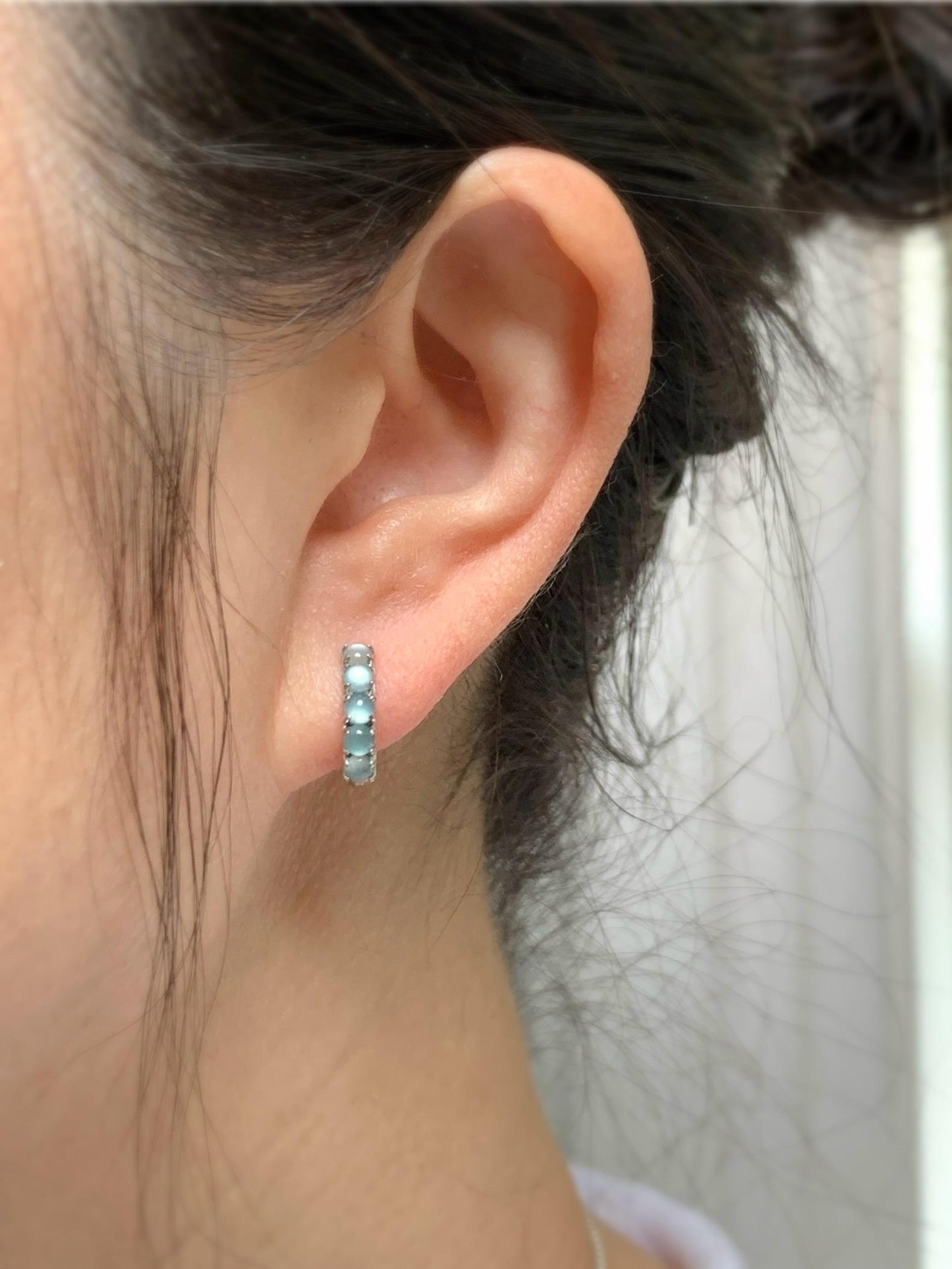 Natural Guatemalan Grade A Icy Highly Translucent Light Blue Jadeite Hoop Huggie Earrings Sterling Silver 天然冰危淡蓝起光翡翠银镶耳包 LEB160