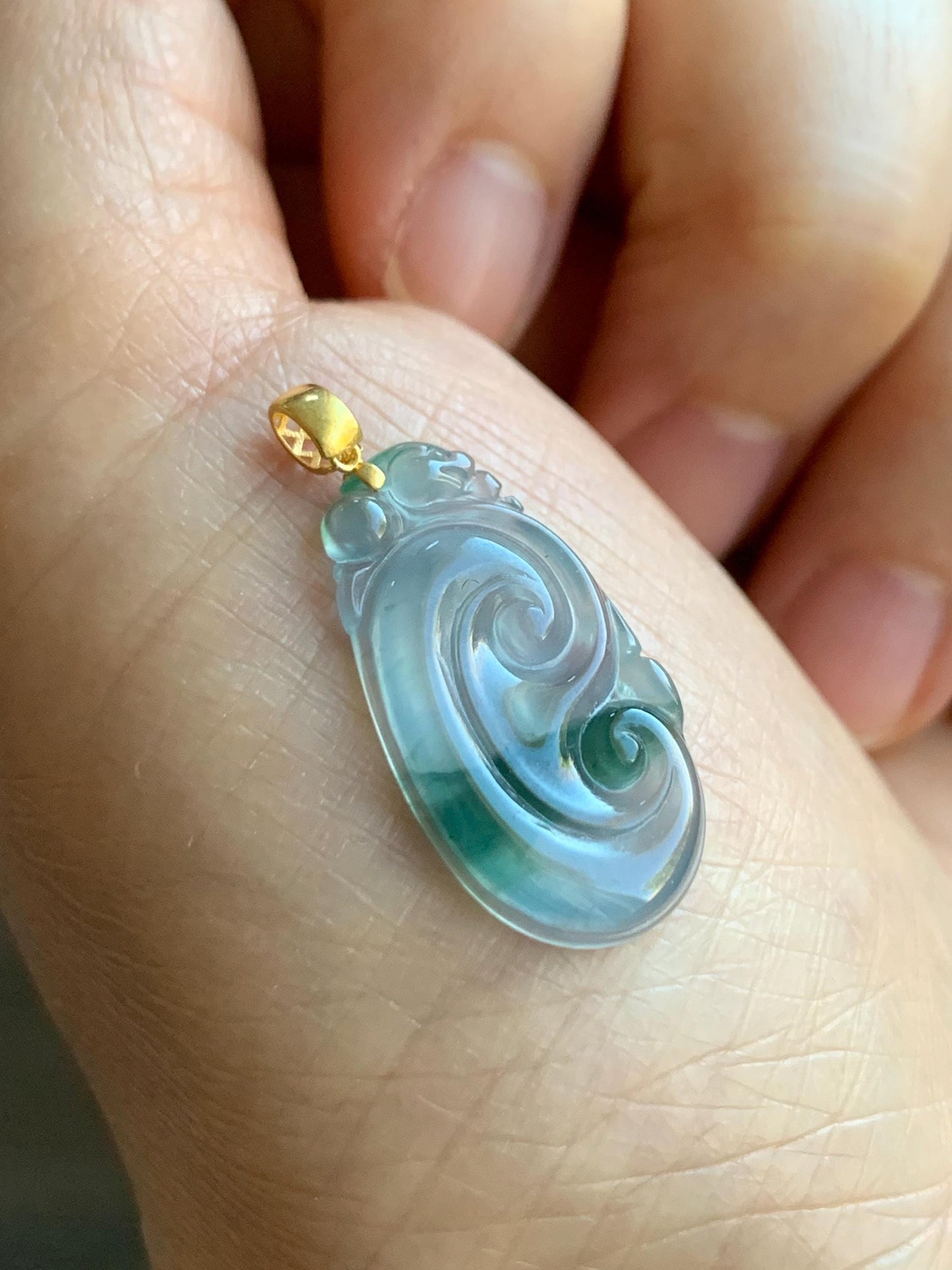 Natural Guatemalan Icy Highly Translucent Light Teal Blue & Green Marbled Jadeite Ruyi Pendant 18K Yellow Gold 天然老种冰危浅蓝飘绿起光翡翠如意镶嵌吊坠 F