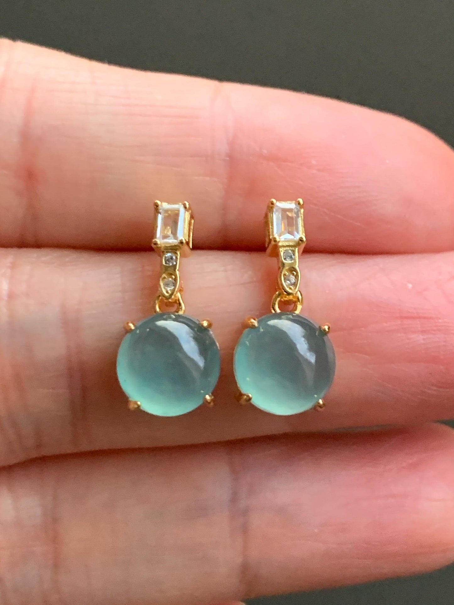 Natural Guatemalan Icy Highly Translucent Light Teal Green Jadeite Round Stud Earrings Sterling Silver Yellow Gold Finish 天然冰危淡蓝绿翡翠蛋面银镶耳钉