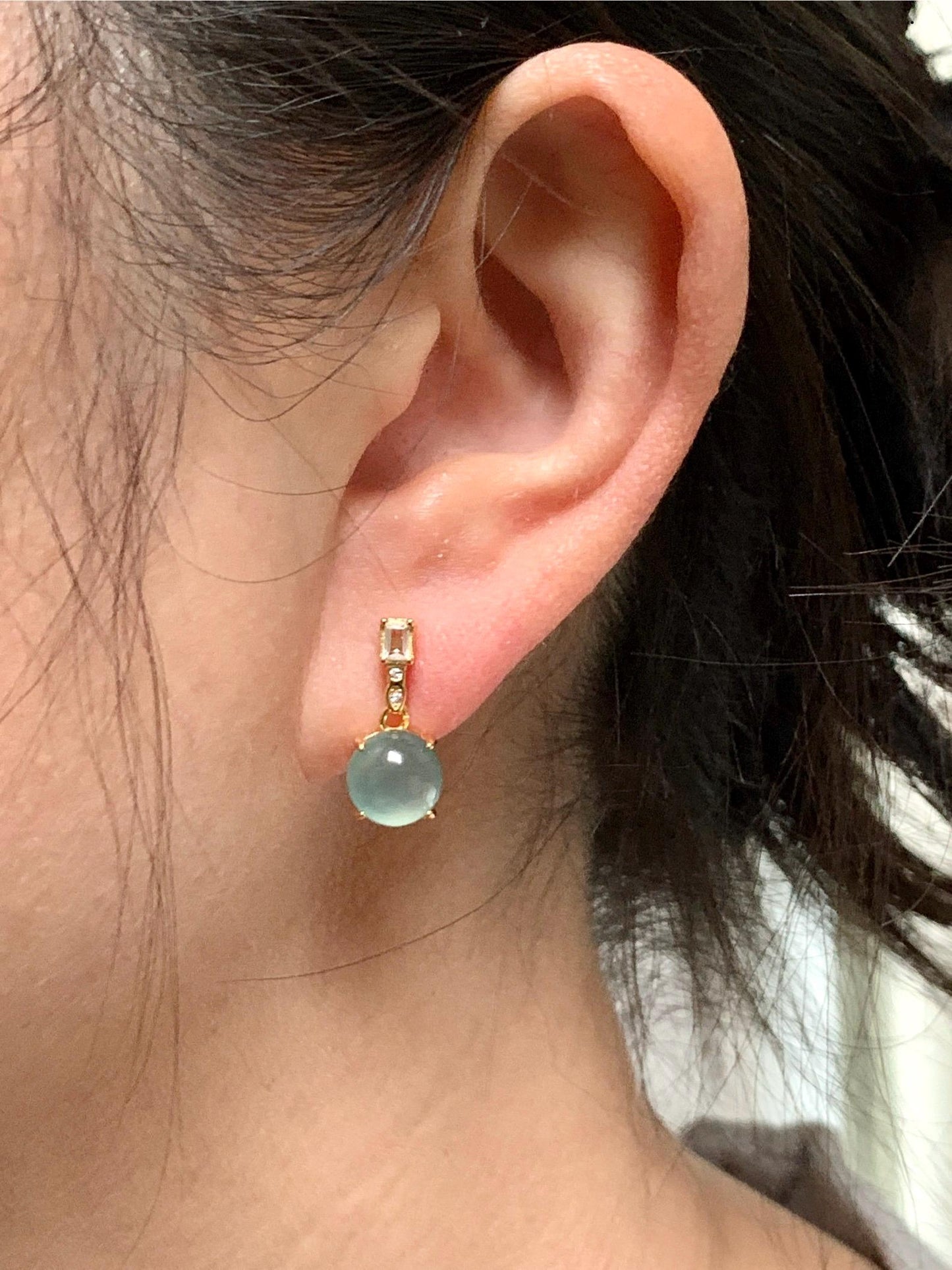 Natural Guatemalan Icy Highly Translucent Light Teal Green Jadeite Round Stud Earrings Sterling Silver Yellow Gold Finish 天然冰危淡蓝绿翡翠蛋面银镶耳钉