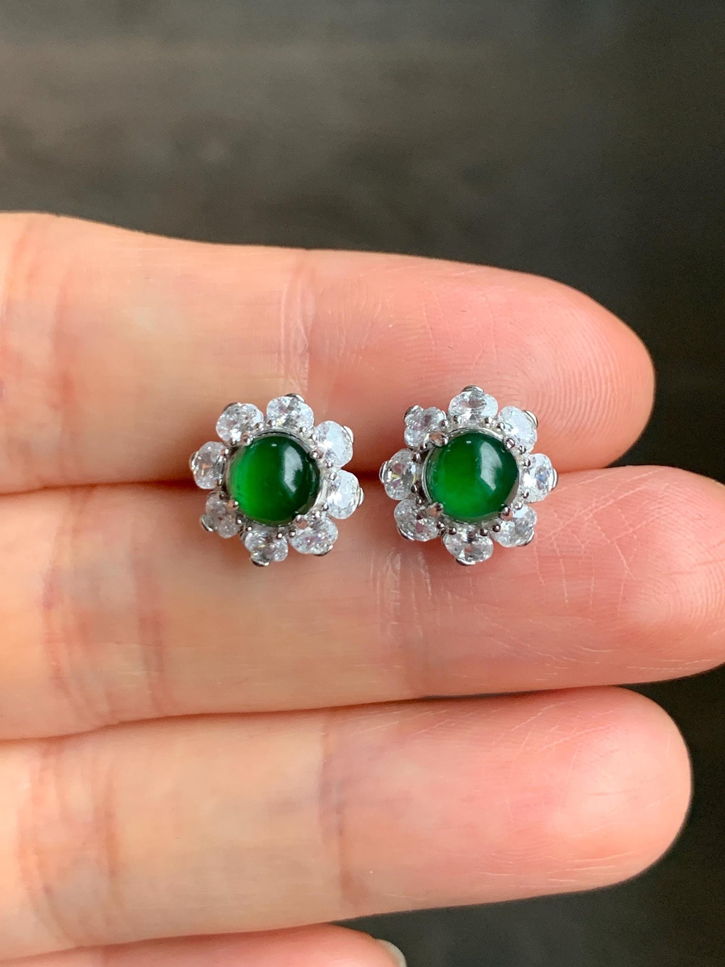 Natural Guatemalan Grade A Icy Highly Translucent Vibrant Green Jadeite Round Stud Earrings Sterling Silver 天然冰危绿翡翠蛋面银镶耳钉 ZHL98