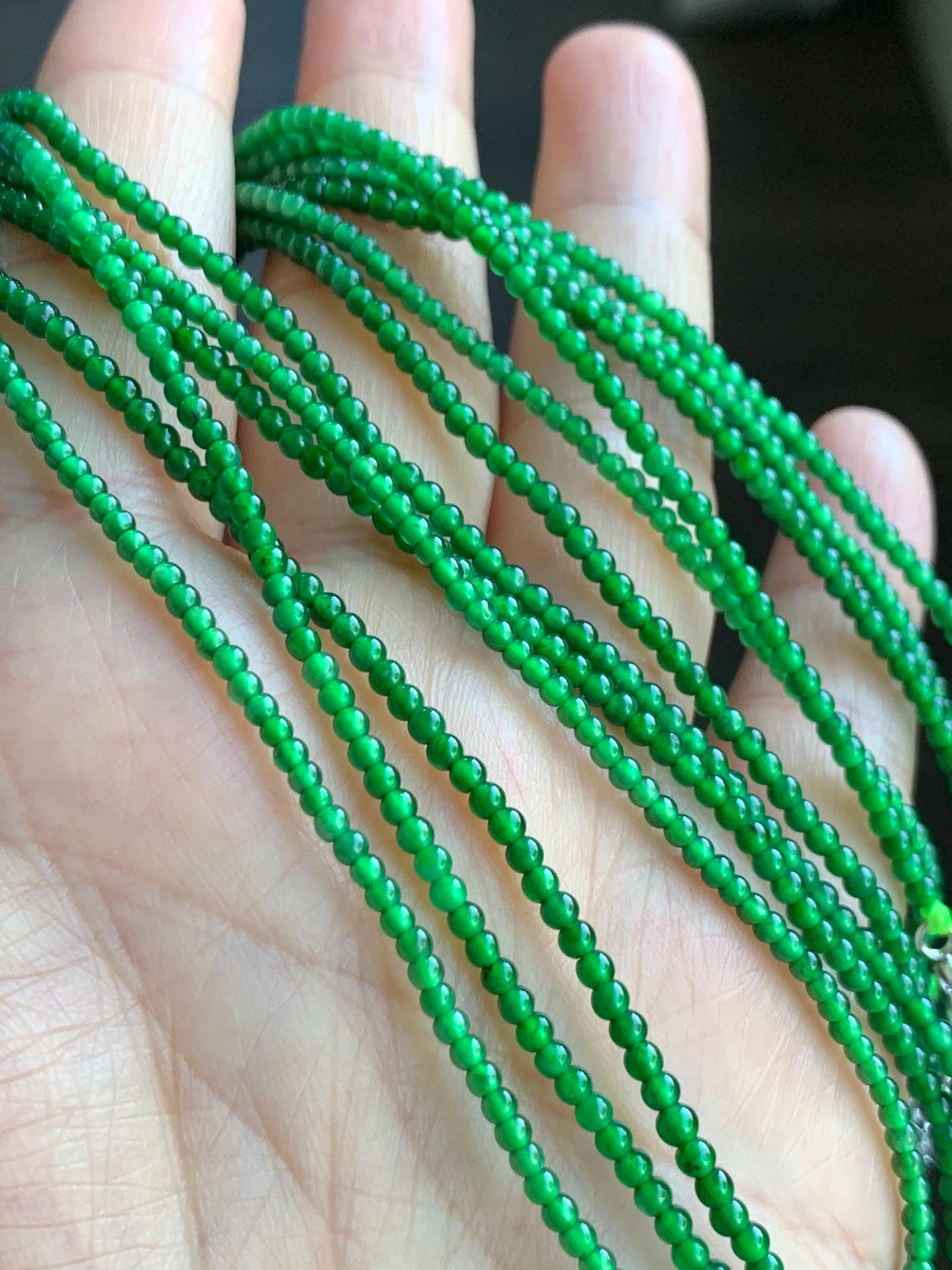 Natural Grade A Guatemalan Icy Translucent Vibrant Green Jadeite Petite Beaded Necklace Sterling Silver 2.3-2.5mm 6g