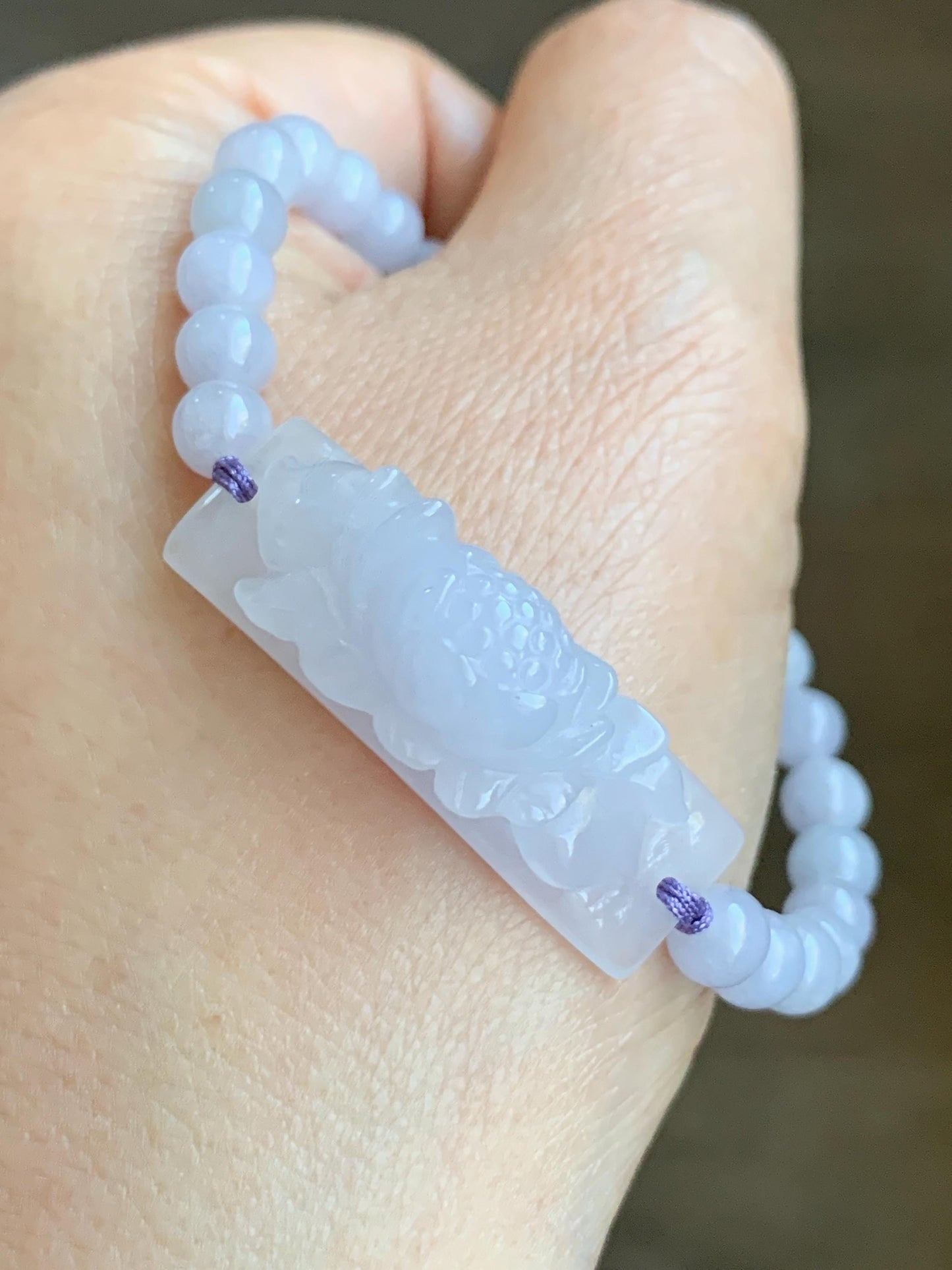 Natural Grade A Icy Translucent Light Lavender Jadeite Round Beads Carved Lotus Flower Cuff Beaded Bracelet 6.75” 15g 天然冰胶淡紫翡翠莲花手牌手串 DZHP