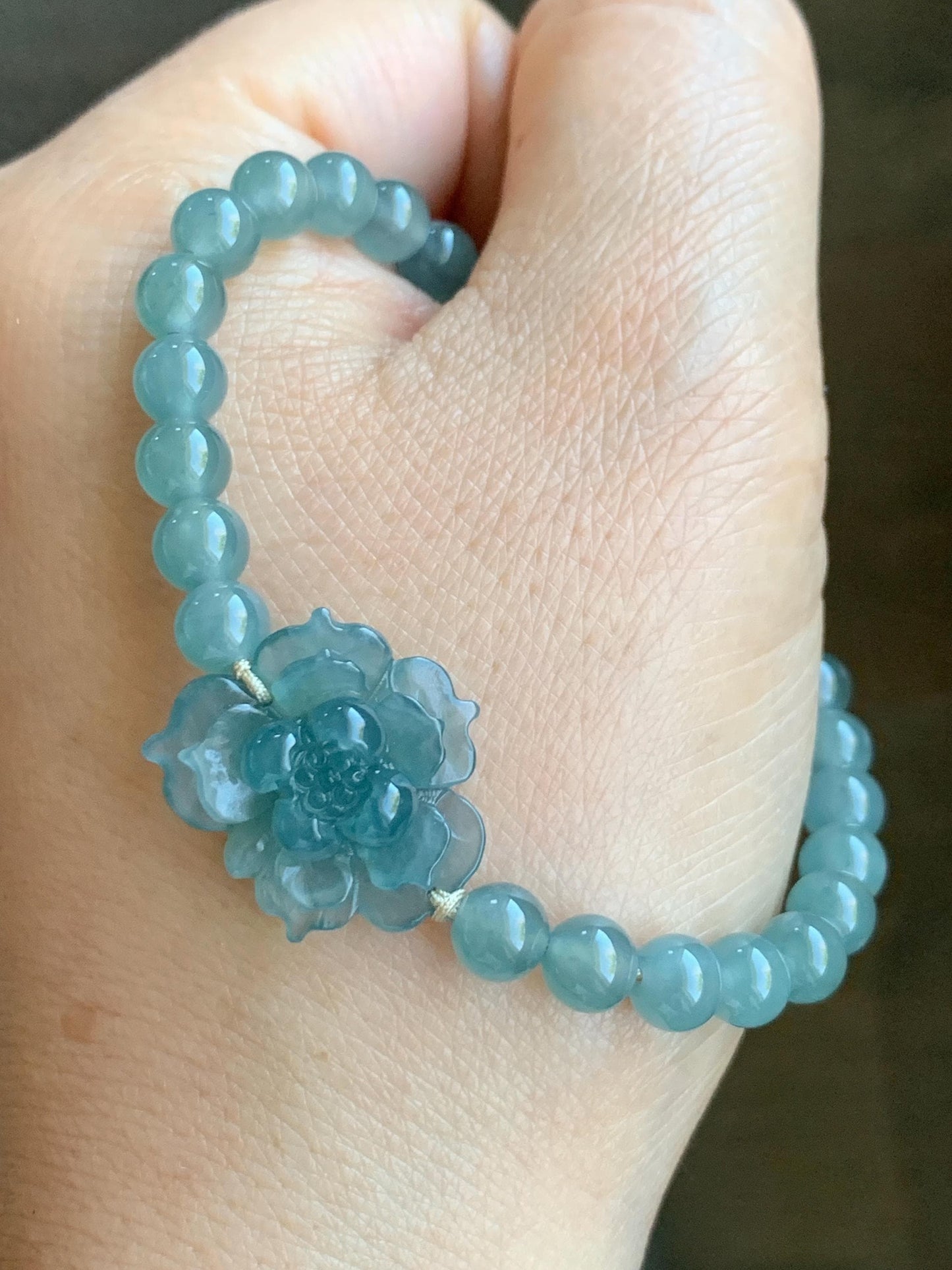 Natural Grade A Guatemalan Icy Highly Translucent Gelatinous Blue Jadeite Lotus Flower Beaded Bracelet 7” 13g 天然冰危蓝翡翠莲花圆珠手串 DLHH819