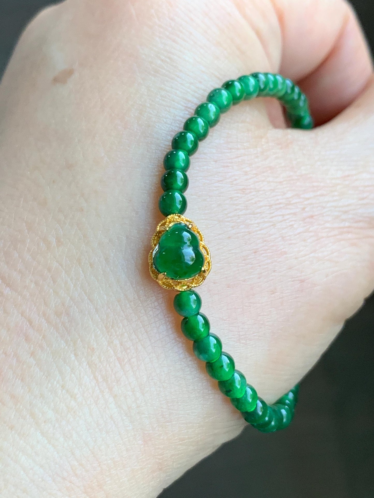 Natural Guatemalan Icy Translucent Vibrant Green Jadeite Beads Gourd Goldfish Charms Beaded Bracelet Sterling Silver 6.75” 天然冰危绿翡翠葫芦小圆珠手串