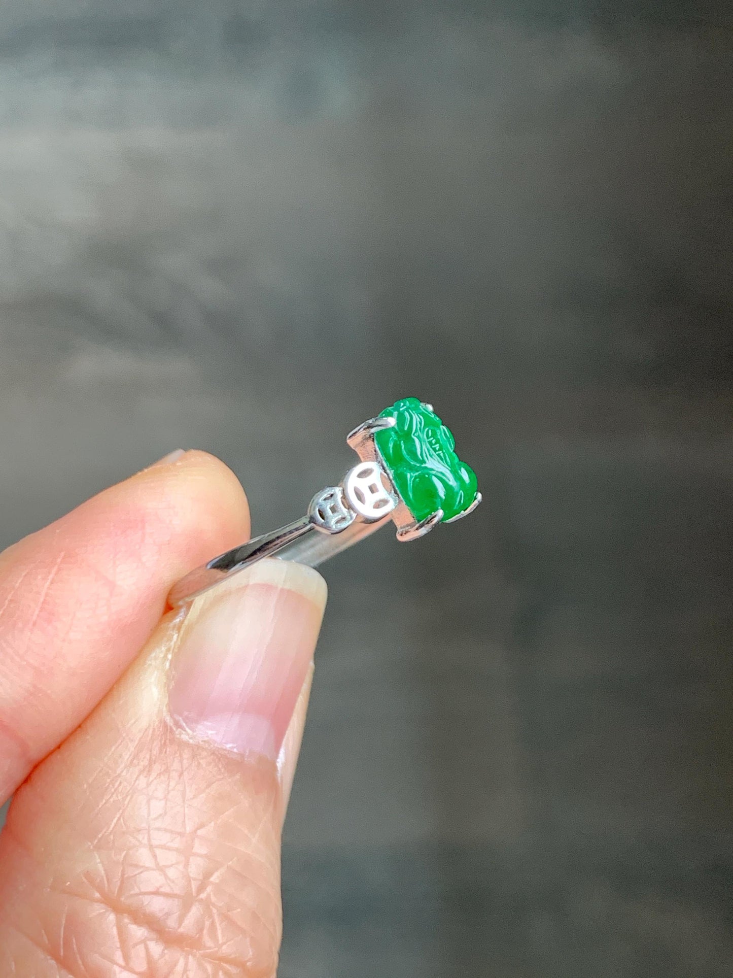 Natural Grade A Guatemalan Icy Translucent Vibrant Green Jadeite Petite Pixiu Ring Sterling Silver Size 7 Adjustable 天然冰危绿翡翠貔貅银镶戒指 XPP77