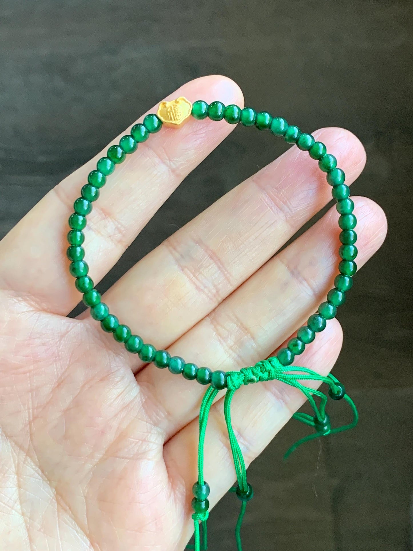 Natural Grade A Guatemalan Icy Green Jadeite Petite Beads 24K Gold Ruyi Bead Beaded Bracelet 3.8mm 7” 5g 天然冰危绿翡翠小珠足金如意3D珠手串