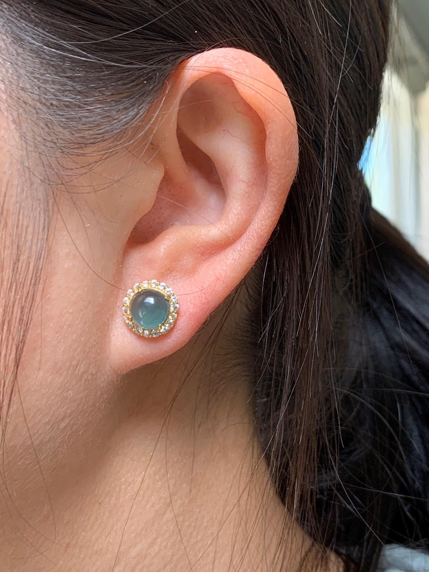 Natural Grade A Guatemalan Icy Translucent Dark Teal Blue Jadeite Halo Style Stud Earrings Sterling Silver YG Overlay 天然冰危深蓝绿翡翠银镶耳钉 WLH88