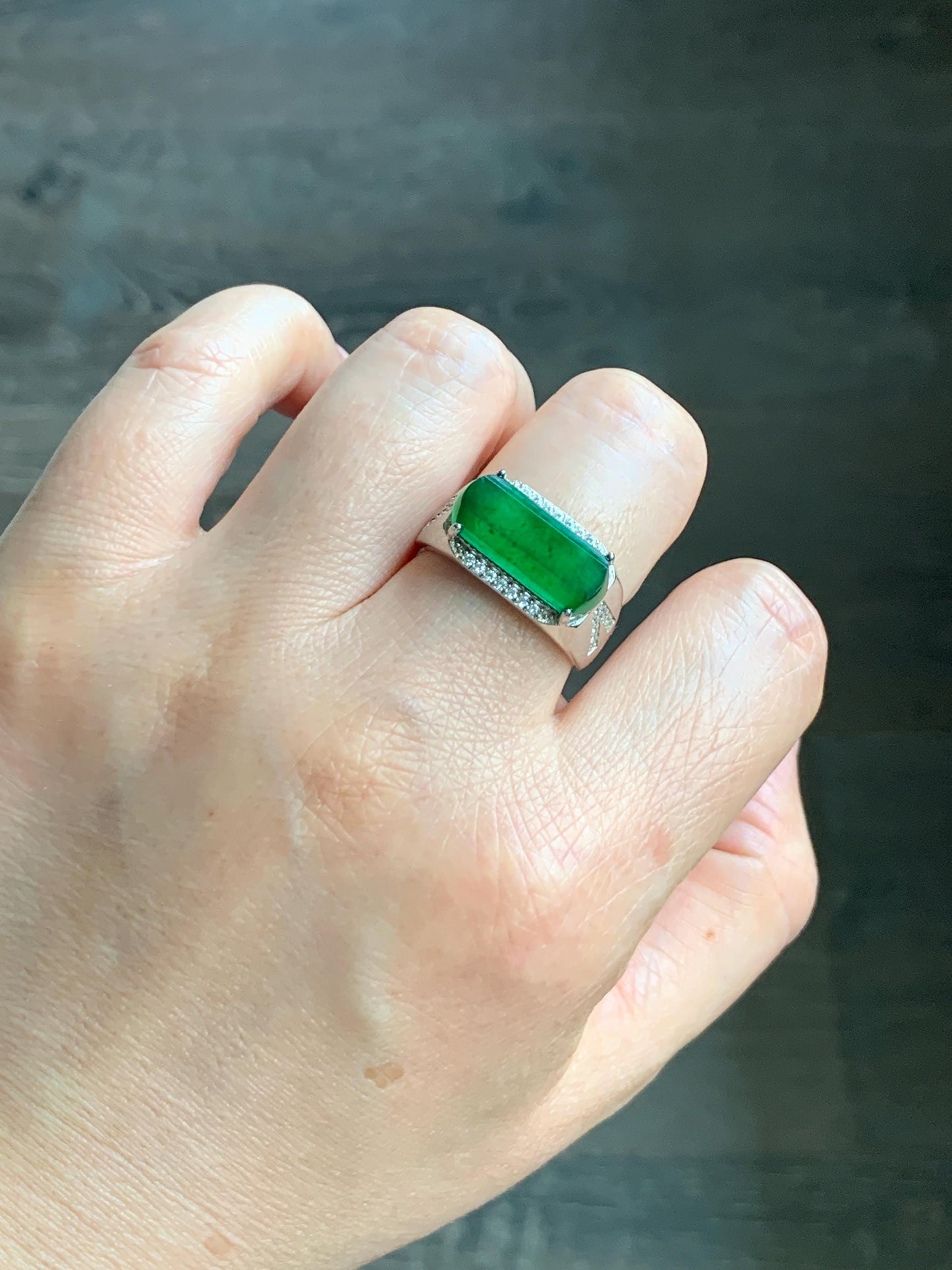 Natural Grade A Guatemalan Icy Translucent Vibrant Green Jadeite Saddle Ring Sterling Silver Size 9.5 US Adjustable 天然冰危绿翡翠马鞍银镶戒指 MAC220