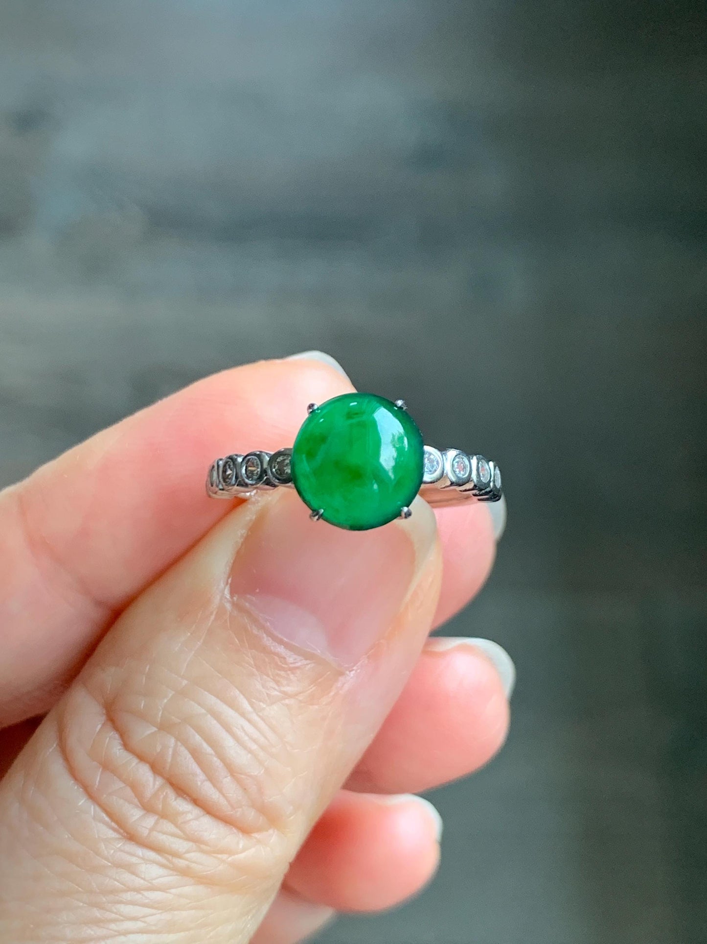 Natural Grade A Guatemalan Icy Translucent Vibrant Green Jadeite Solitaire Style Ring Sterling Silver Size Adjustable 天然冰危绿翡翠银镶戒指 WLY77