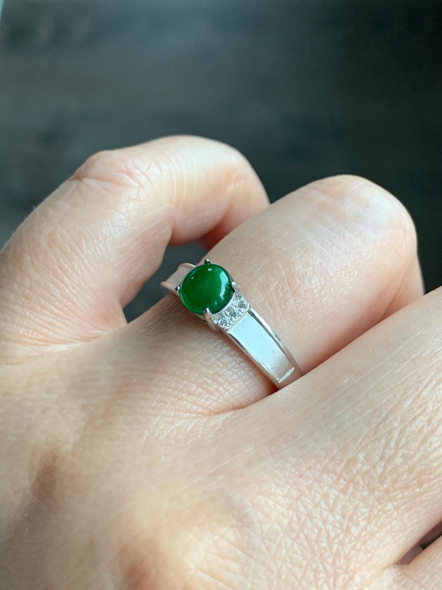Natural Grade A Guatemalan Icy Translucent Vibrant Green Jadeite Band Style Ring Sterling Silver Size Adjustable 天然冰危绿翡翠银镶戒指 KJL66