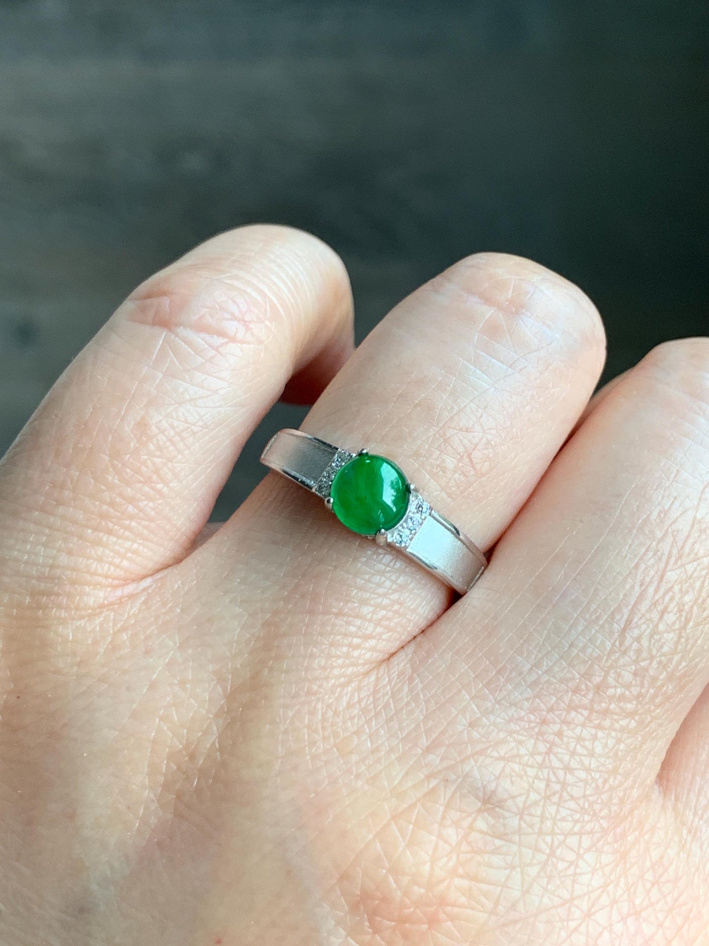 Natural Grade A Guatemalan Icy Translucent Vibrant Green Jadeite Band Style Ring Sterling Silver Size Adjustable 天然冰危绿翡翠银镶戒指 KJL66