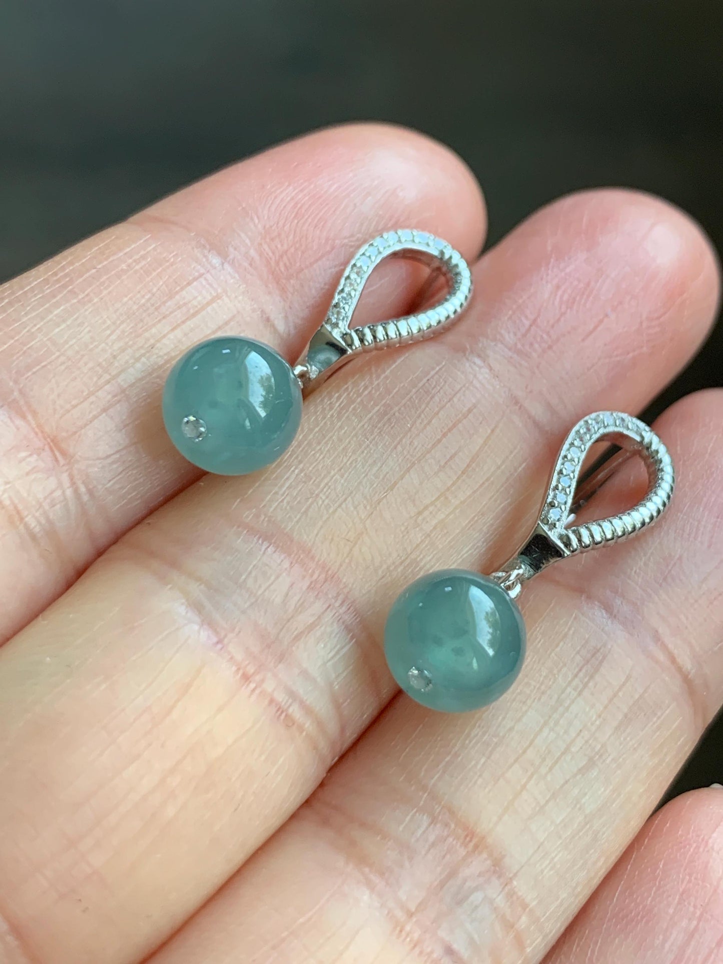 Natural Guatemalan Icy Highly Translucent Light Teal Blue Jadeite Beads Lever Back Dangle Earrings Sterling Silver 天然高冰危浅蓝翡翠圆珠耳钩 EBZ77B
