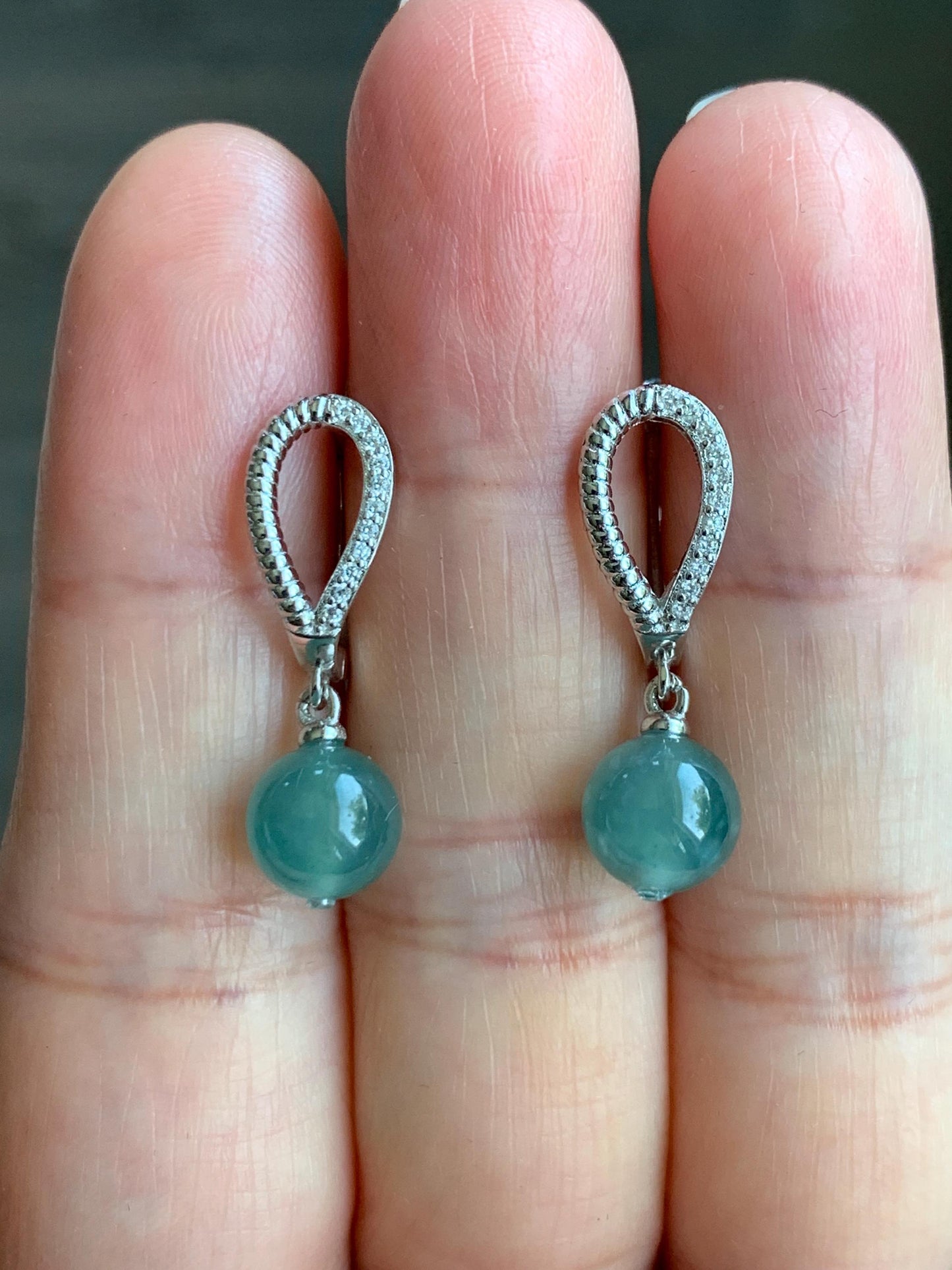 Natural Grade A Guatemalan Icy Highly Translucent Teal Blue Jadeite Beads Lever Back Dangle Earrings Sterling Silver 天然高冰危蓝翡翠圆珠耳钩 EBZ77A