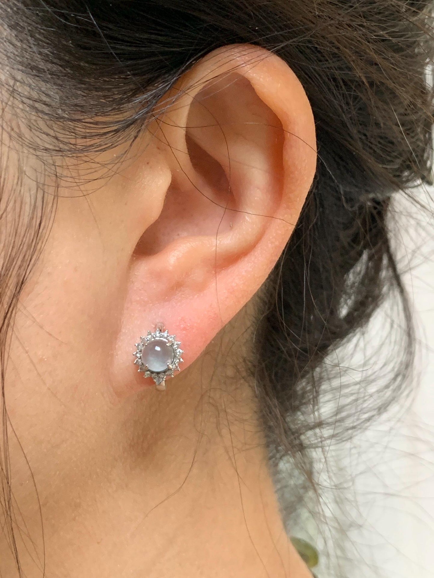 Natural Grade A Guatemalan Icy Highly Translucent Pastel Blue Jadeite Halo Style Huggie Hoop Earrings 天然冰危淡蓝翡翠银镶耳包 WBHD70