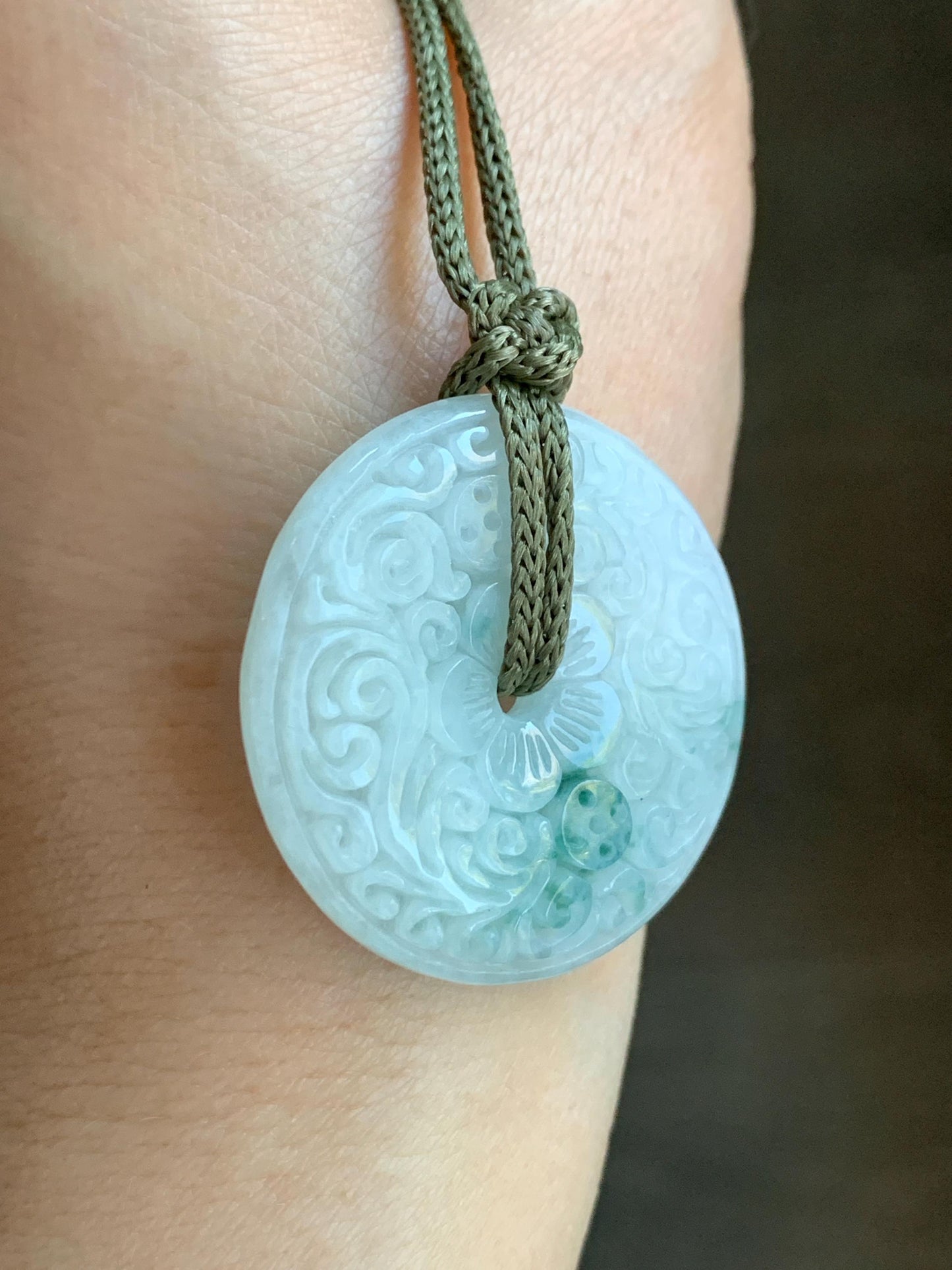 Natural Grade A Icy Translucent Jadeite w/ Green Marbling Engraved Ping An Kou Donut Pendant Rope Necklace 23.5” 17g 天然冰飘花翡翠仿古雕平安扣吊坠挂件 PHM66