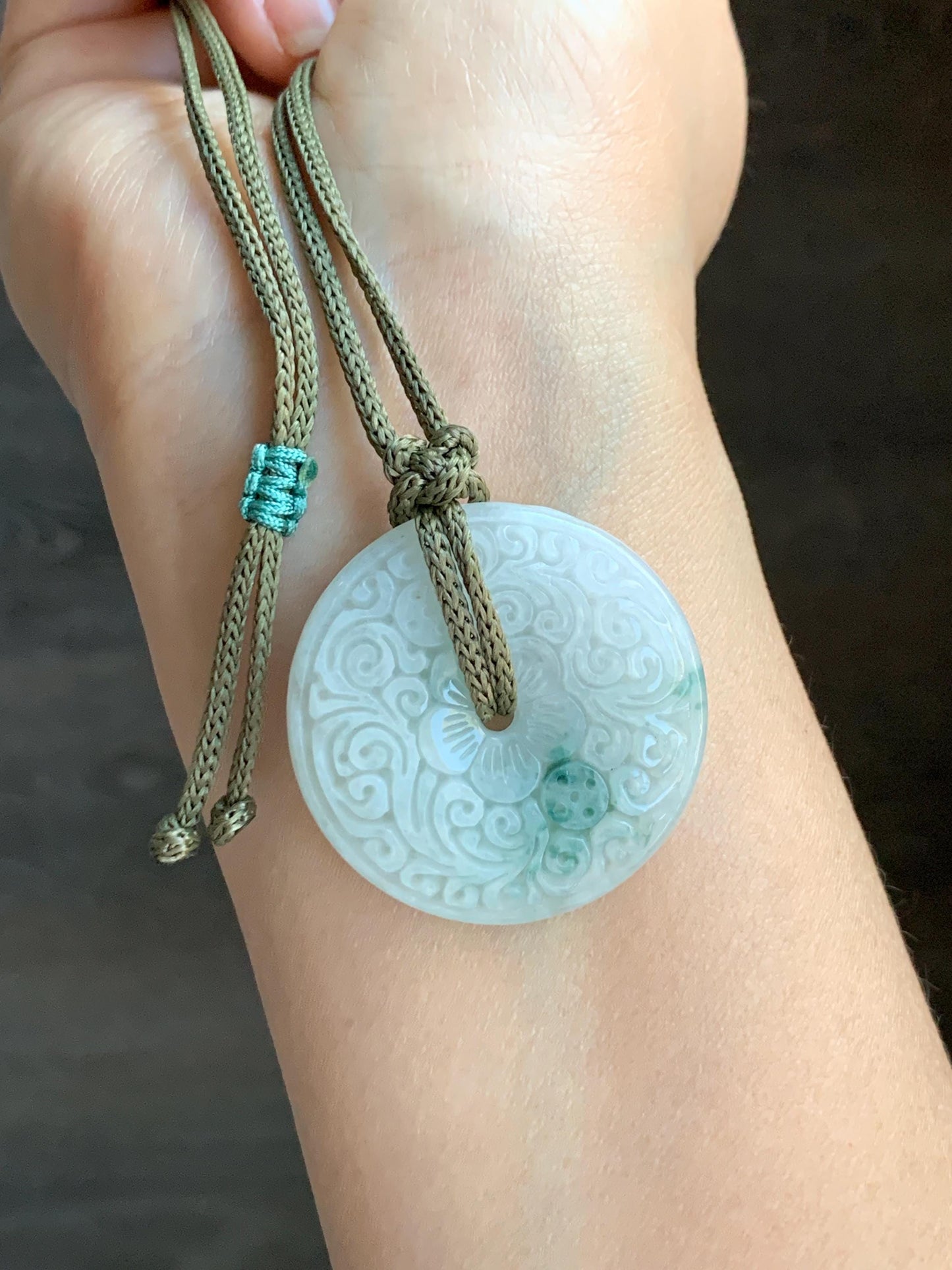 Natural Grade A Icy Translucent Jadeite w/ Green Marbling Engraved Ping An Kou Donut Pendant Rope Necklace 23.5” 17g 天然冰飘花翡翠仿古雕平安扣吊坠挂件 PHM66