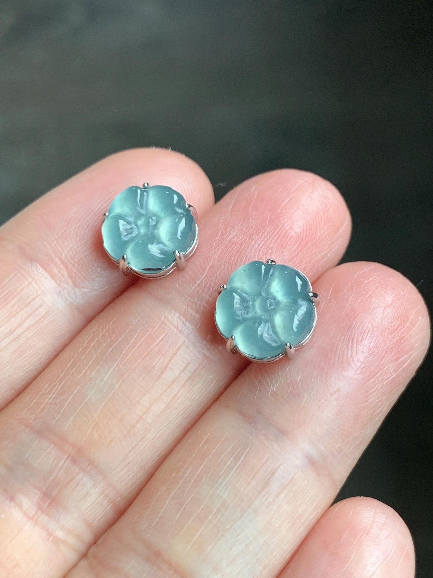 Natural Grade A Guatemalan Icy Highly Translucent Pastel Teal Blue Jadeite Carved Flower Stud Earrings 925 Sterling Silver 天然冰危蓝水翡翠银耳钉 ZWH77