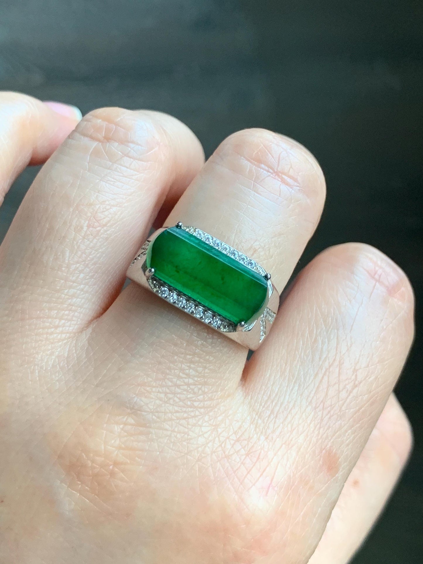 Natural Grade A Guatemalan Icy Translucent Vibrant Green Jadeite Saddle Ring Sterling Silver Size 9.5 US Adjustable 天然冰危绿翡翠马鞍银镶戒指 MAC220