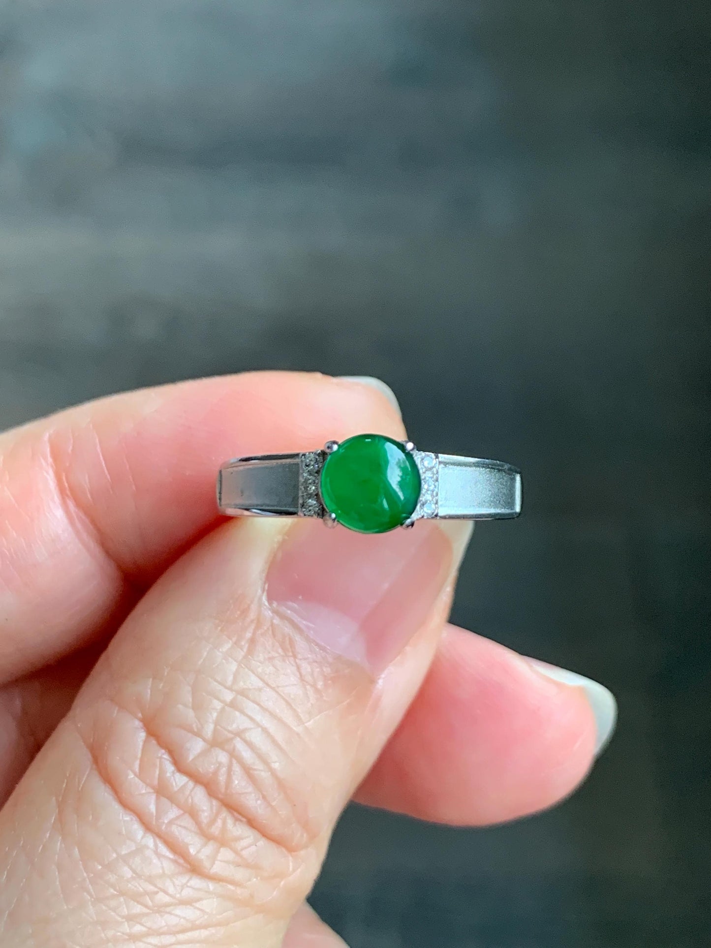 Natural Grade A Guatemalan Icy Translucent Vibrant Green Jadeite Band Style Ring Sterling Silver Size Adjustable 天然冰危绿翡翠银镶戒指 KJL66