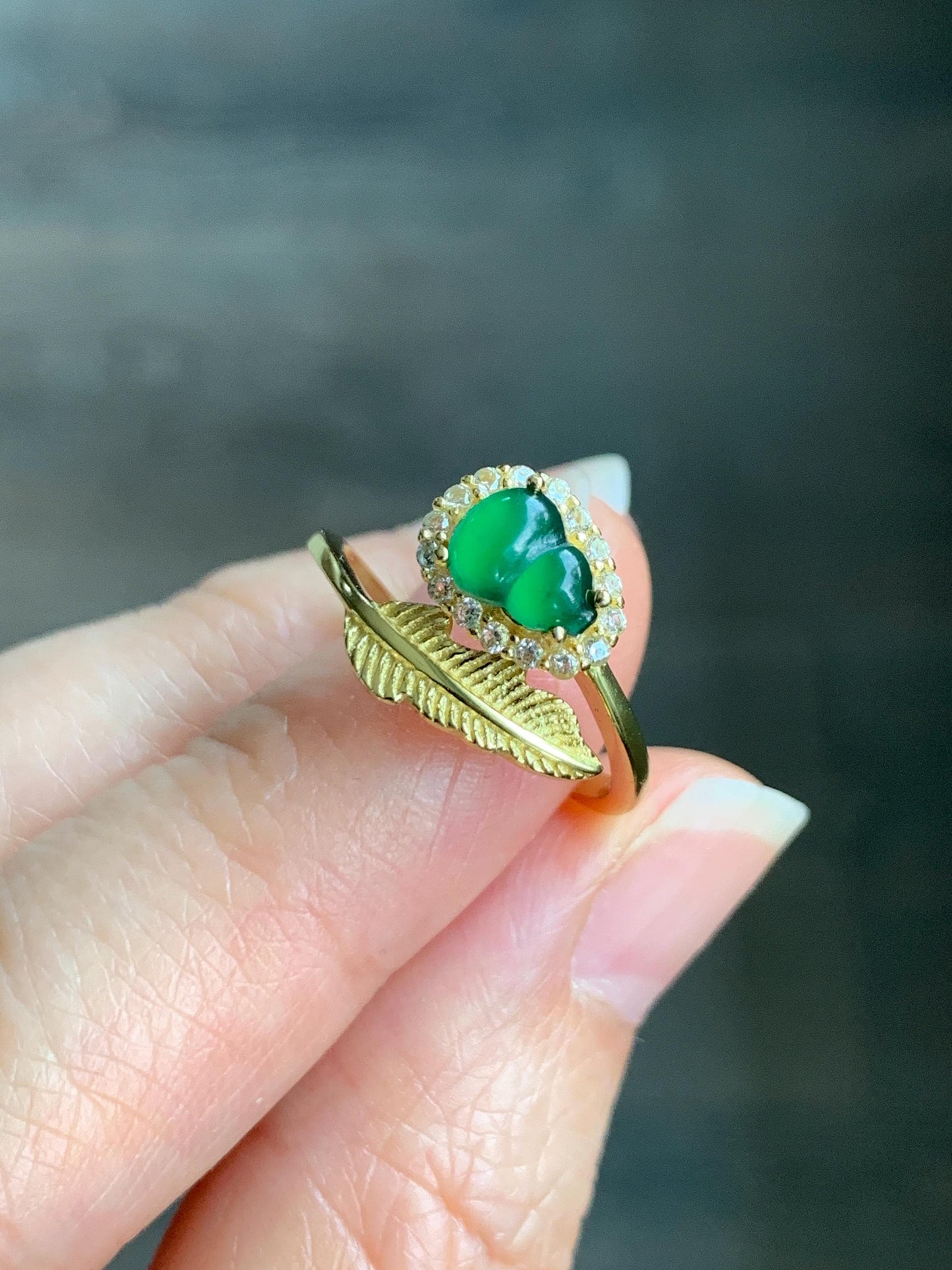 Natural Grade A Guatemalan Icy Translucent Intense Green Jadeite Hulu Gourd Ring Sterling Silver Yellow Gold Finish 天然冰危绿翡翠葫芦银镶戒指 JHL66