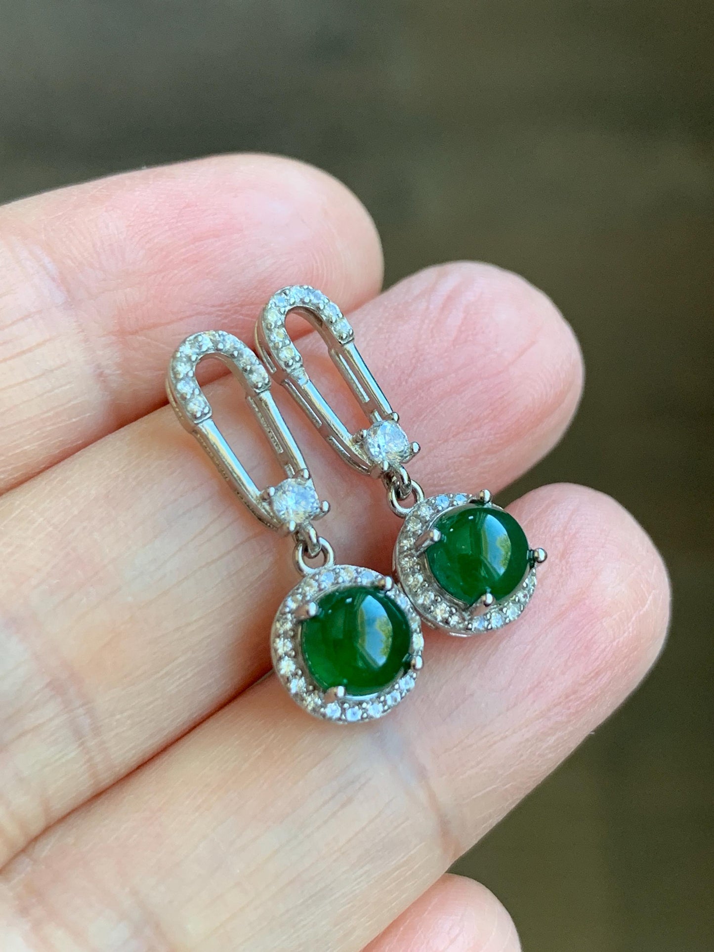 Natural Grade A Guatemalan Icy Translucent Vibrant Green Jade Jadeite Paper Clip Style Stud Earrings Sterling Silver 天然冰危绿翡翠镶嵌耳钉 LBZ77