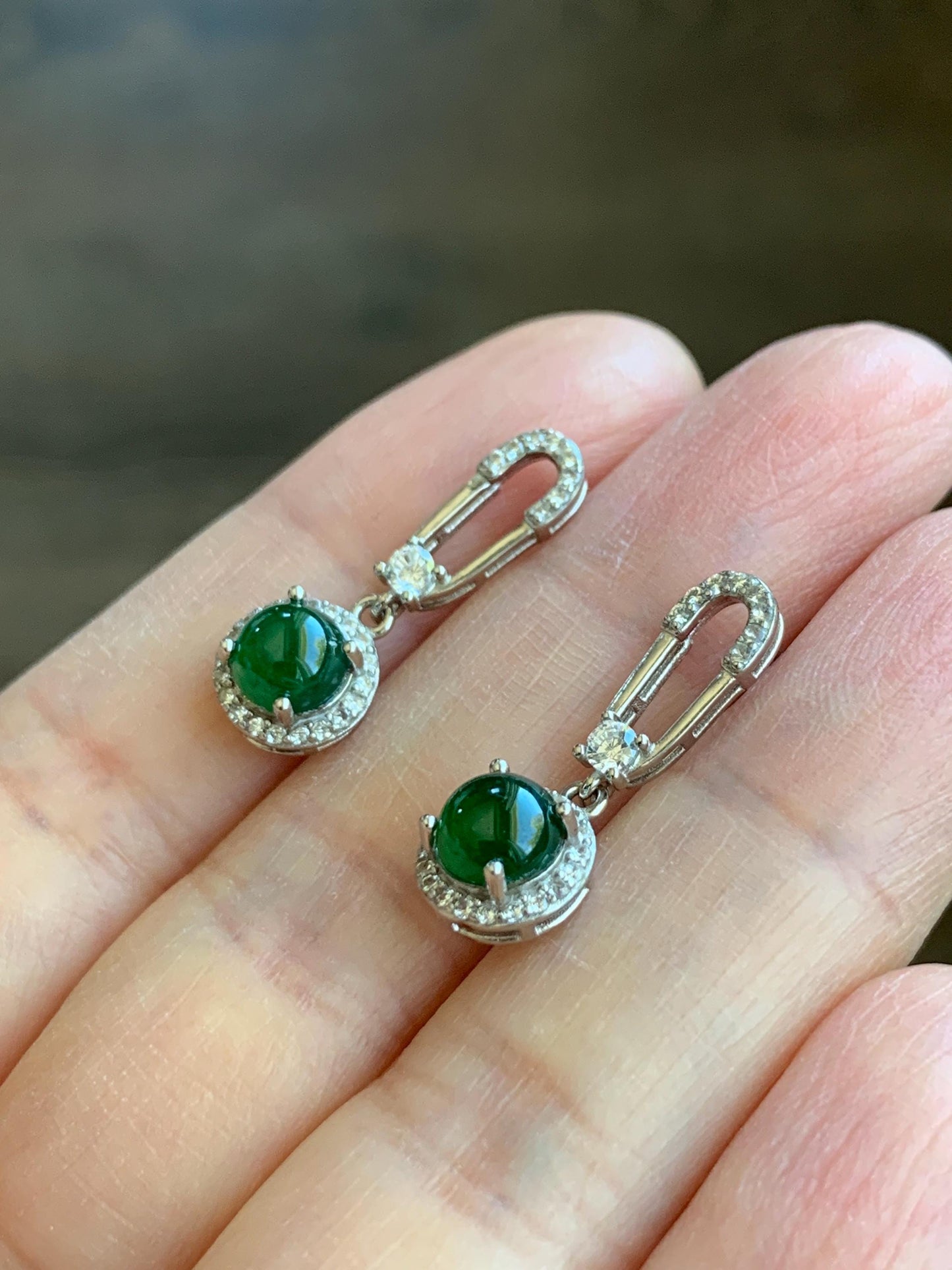 Natural Grade A Guatemalan Icy Translucent Vibrant Green Jade Jadeite Paper Clip Style Stud Earrings Sterling Silver 天然冰危绿翡翠镶嵌耳钉 LBZ77