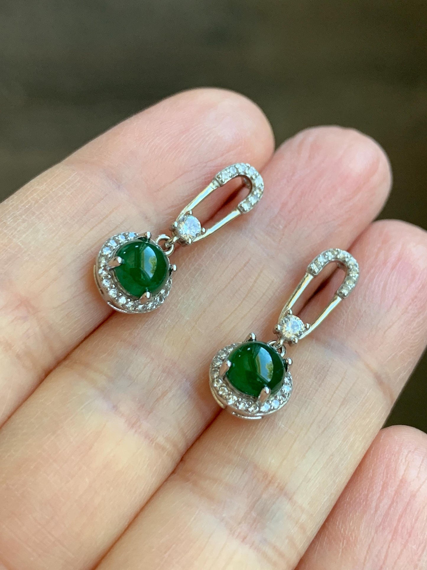 Natural Grade A Guatemalan Icy Translucent Vibrant Green Jade Jadeite Paper Clip Style Stud Earrings Sterling Silver 天然冰危绿翡翠镶嵌耳钉 LBZ77