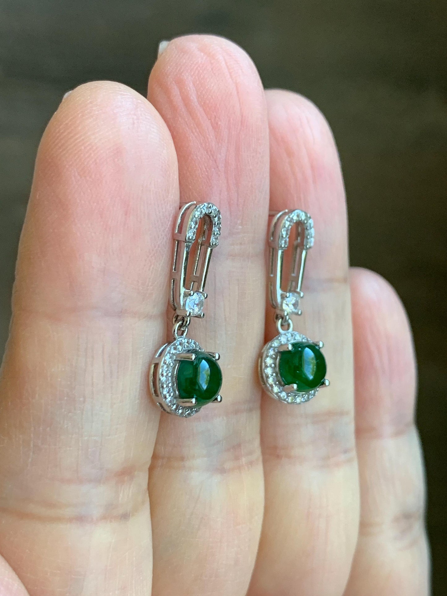 Natural Grade A Guatemalan Icy Translucent Vibrant Green Jade Jadeite Paper Clip Style Stud Earrings Sterling Silver 天然冰危绿翡翠镶嵌耳钉 LBZ77