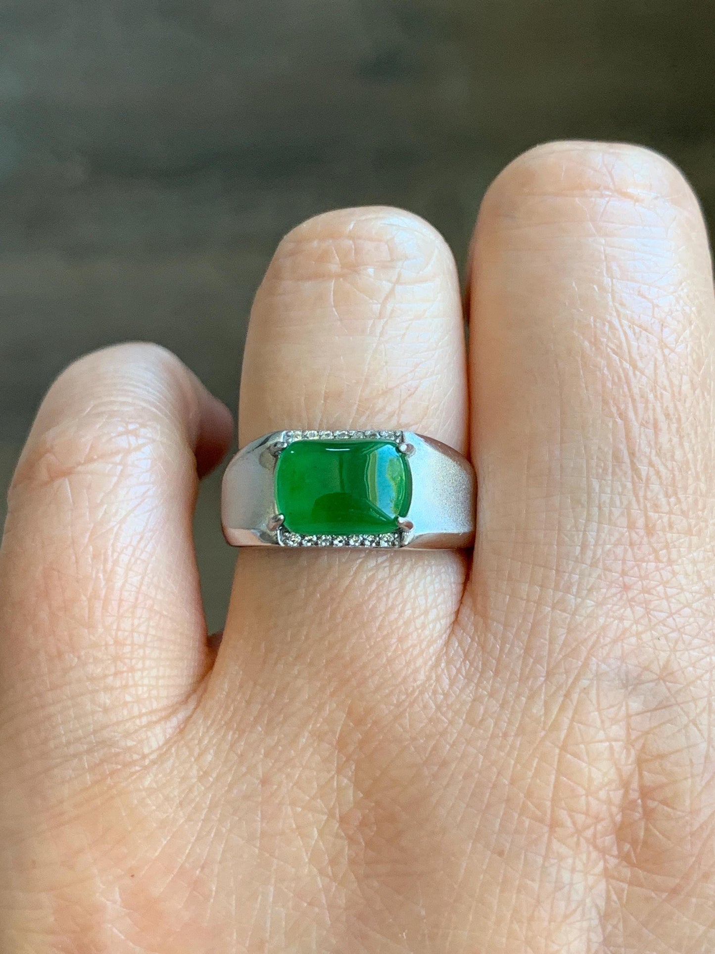 Natural Grade A Guatemalan Icy Translucent Vibrant Green Jadeite Saddle Ring Sterling Silver Size Adjustable 天然冰危绿翡翠马鞍银镶戒指 WLD150C