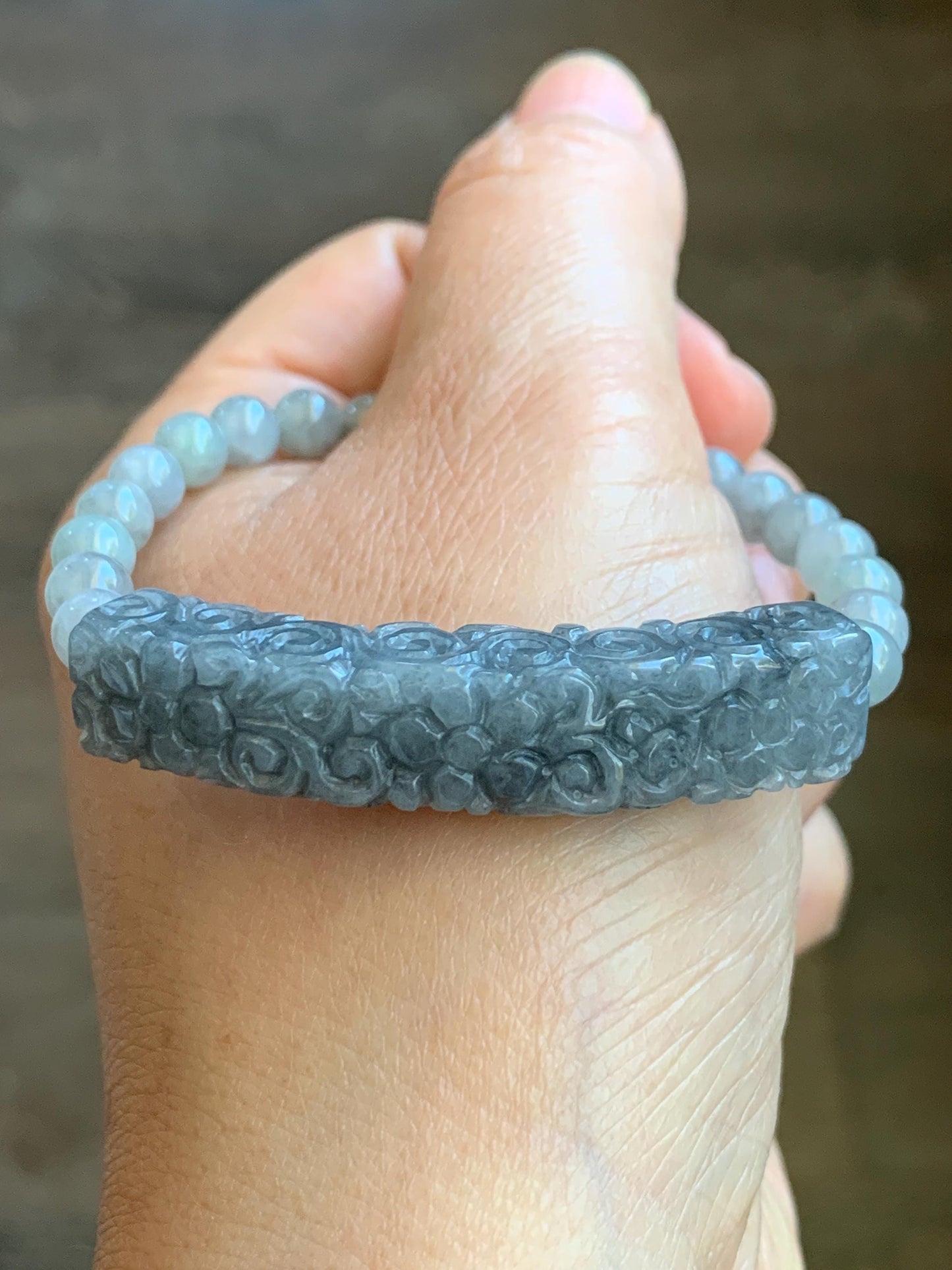 Natural Grade A Icy Translucent Wuji Jadeite Engraved Cuff Wuji Jadeite Beads Beaded Rope Bracelet 6.75” 19g 天然冰乌鸡翡翠仿古雕手牌手串 FGW129