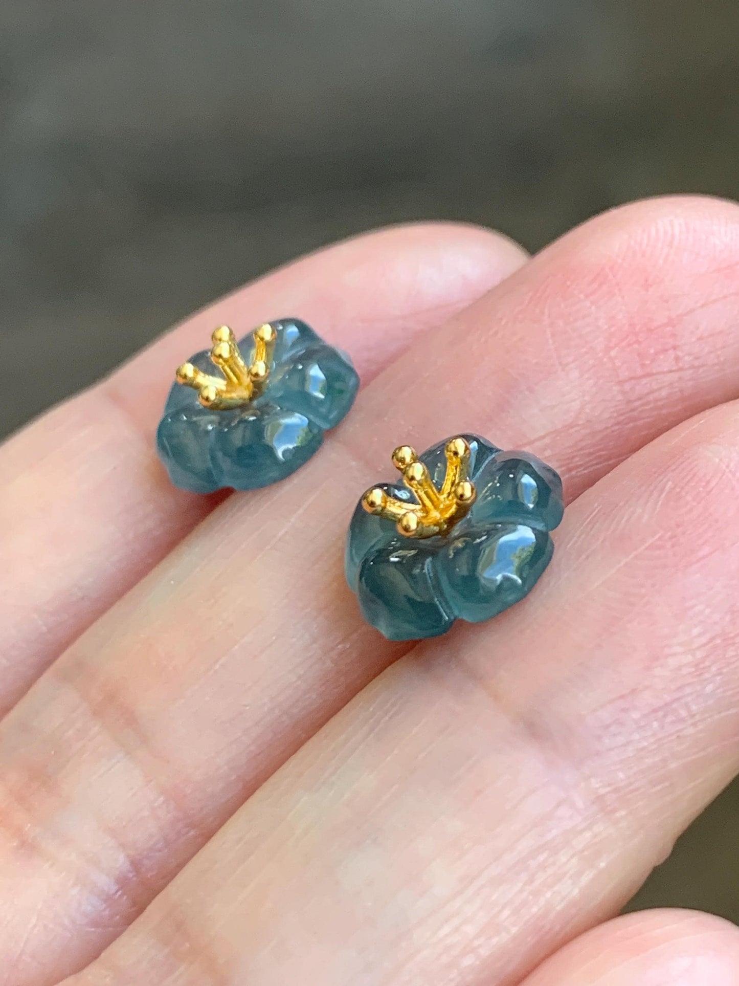 Natural Guatemalan Icy Highly Translucent Gelatinous Deep Indigo Blue Jadeite Cherry Blossom Stud Earring Sterling Silver 天然高冰危蓝翡翠梅花银镶耳钉
