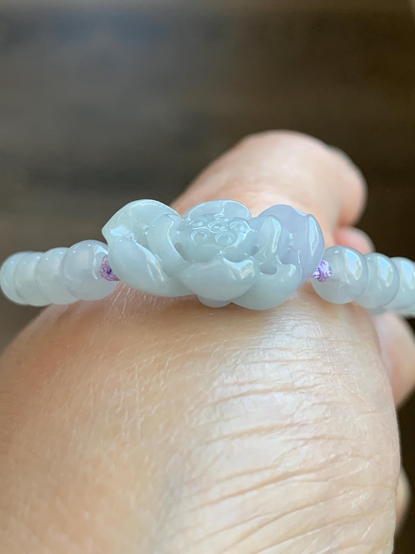 Natural Grade A Icy Translucent Gelatinous Pastel Purplish Blue Jade Jadeite Lotus Flower Beaded Bracelet 6.5" 11g 天然冰淡蓝紫底翡翠莲花圆珠手串 DLZ-B