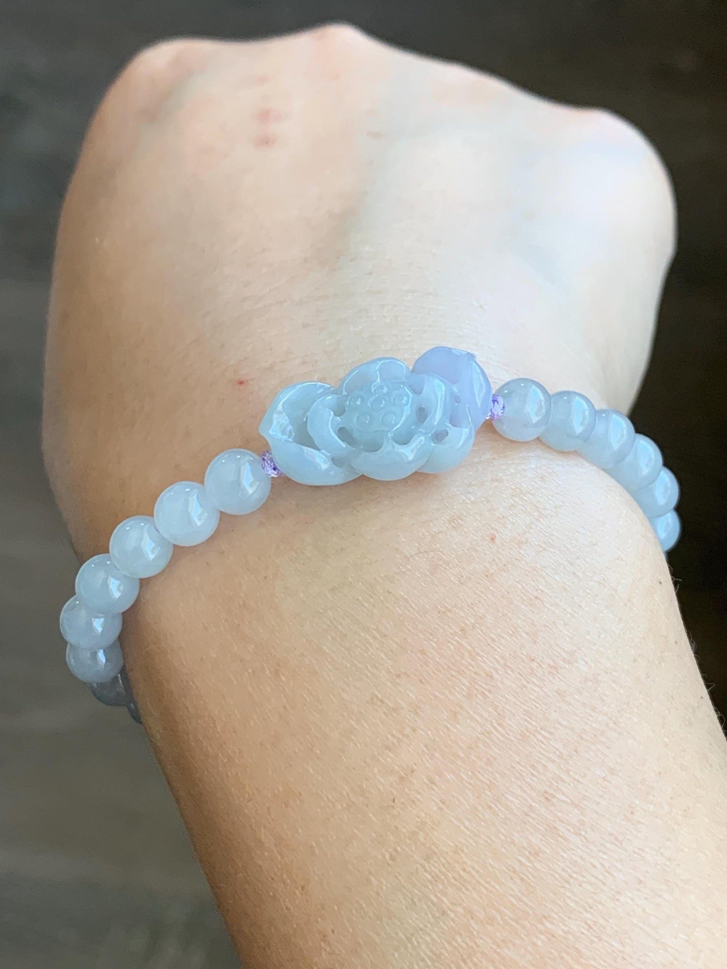 Natural Grade A Icy Translucent Gelatinous Pastel Purplish Blue Jade Jadeite Lotus Flower Beaded Bracelet 6.5" 11g 天然冰淡蓝紫底翡翠莲花圆珠手串 DLZ-B