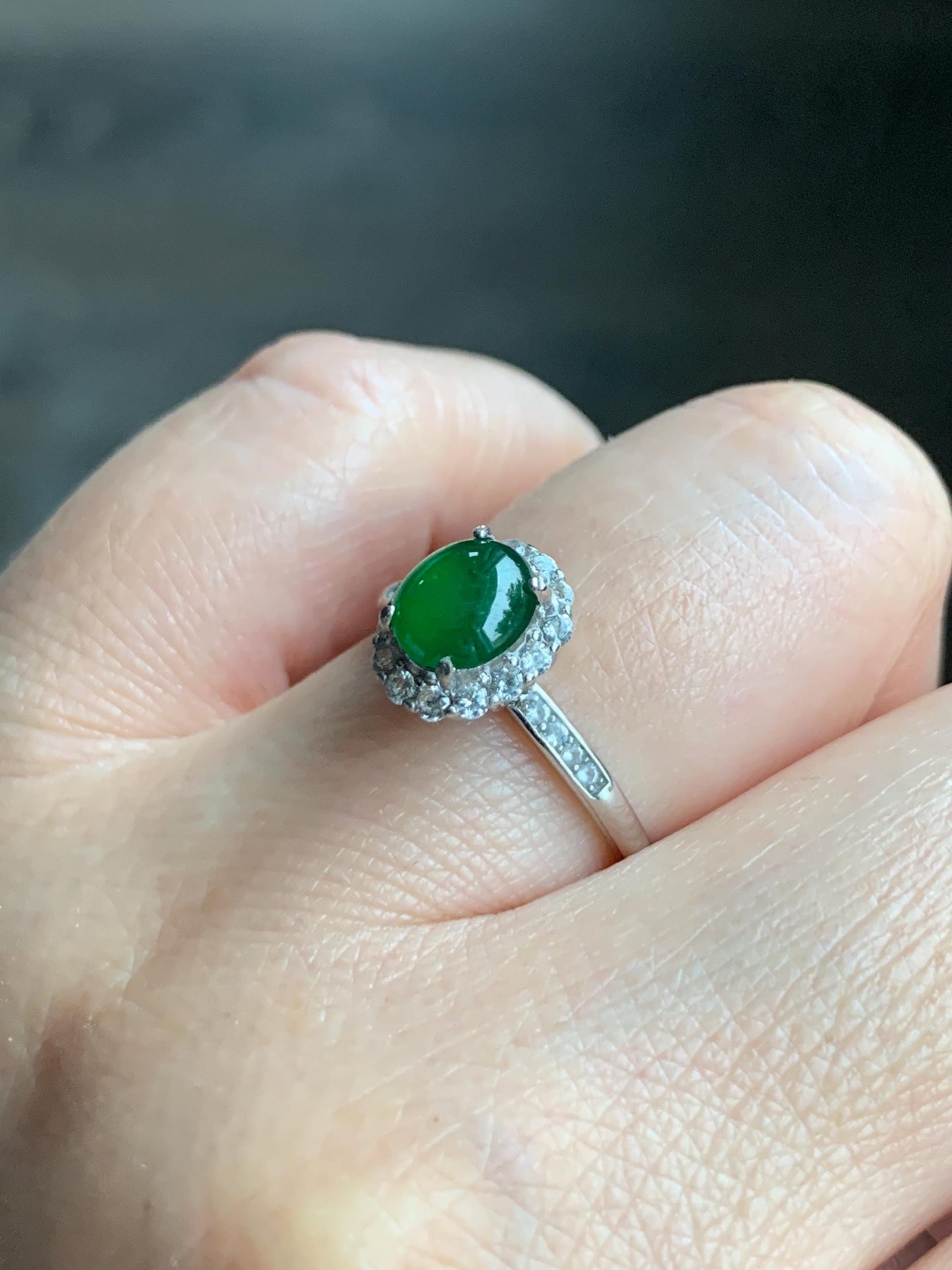 Natural Grade A Guatemalan Icy Translucent Vibrant Green Oval Cabochon Jadeite Halo Ring Sterling Silver Size Adjustable 天然冰危绿翡翠银镶戒指 WLH88T