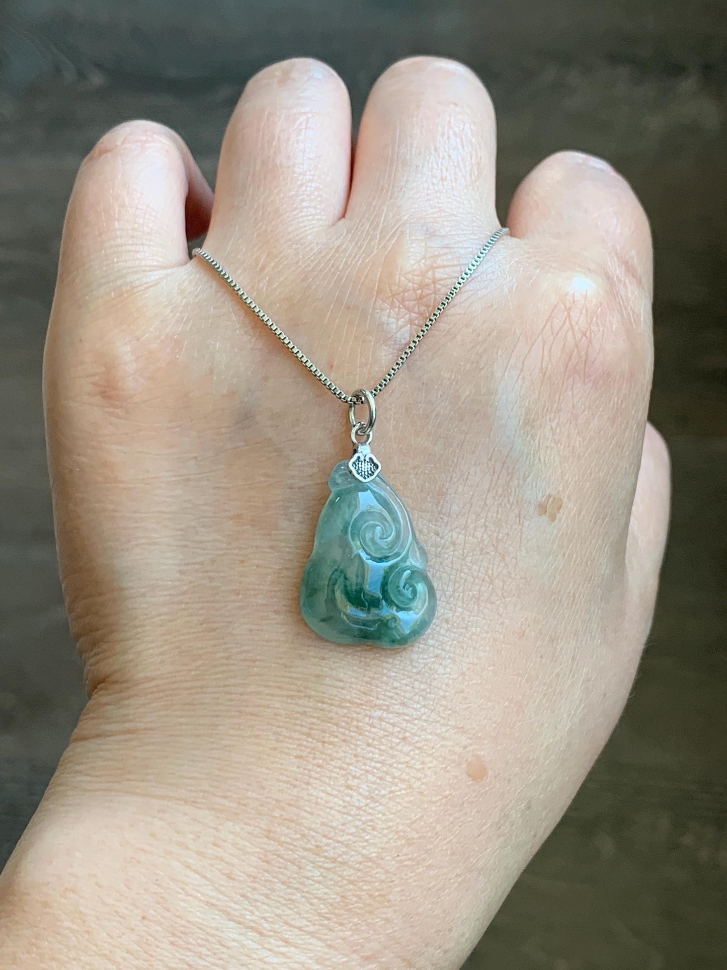 Natural Grade A Icy Highly Translucent Gelatinous Green Marbled Jadeite Pudgy Ruyi Petite Pendant Sterling Silver 3g 天然冰胶老种飘绿花翡翠如意吊坠 MPR190