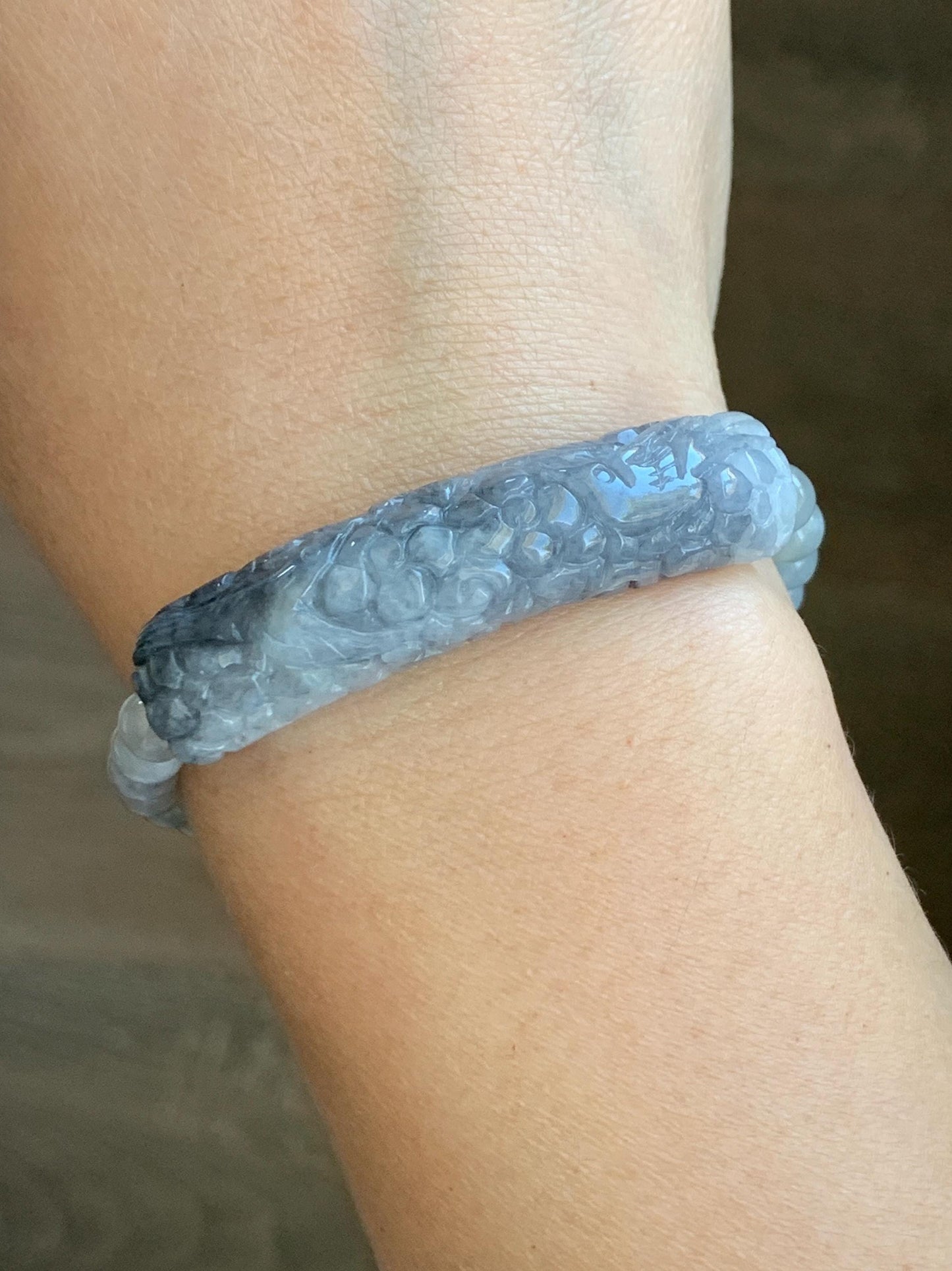 Natural Grade A Icy Translucent Wuji Jadeite Engraved Birds & Flower Cuff Wuji Beads Beaded Rope Bracelet 6.75” 21g 天然冰乌鸡翡翠仿古雕手牌手串 XQW139